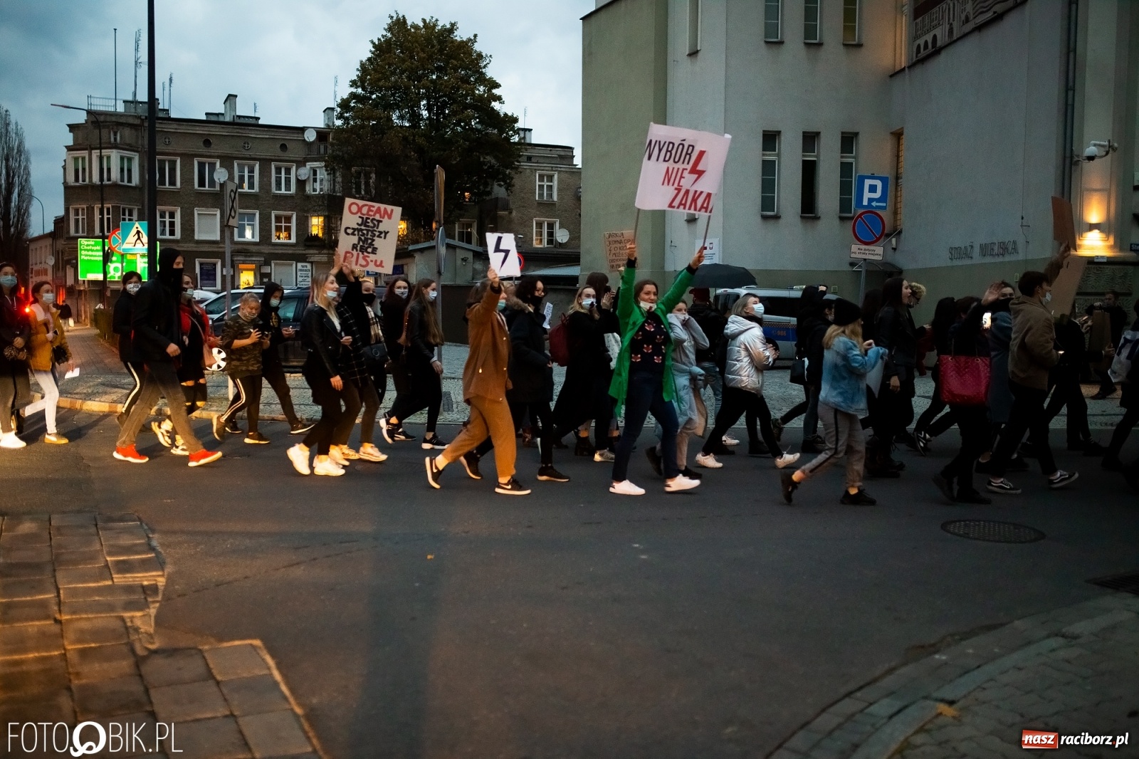 Zdjęcie w galerii na portalu naszraciborz.pl: Zakaz aborcji. Racibórz znów protestuje [WIDEO] wiadomości z regionu