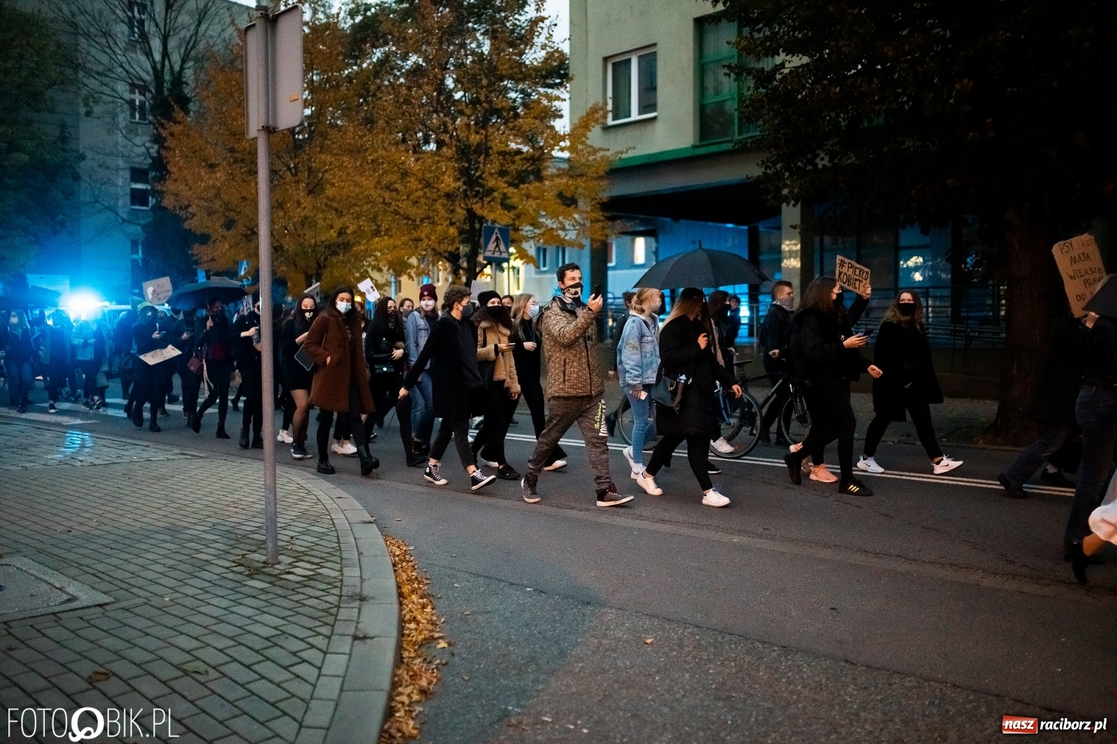 Zdjęcie w galerii na portalu naszraciborz.pl: Zakaz aborcji. Racibórz znów protestuje [WIDEO] wiadomości z regionu