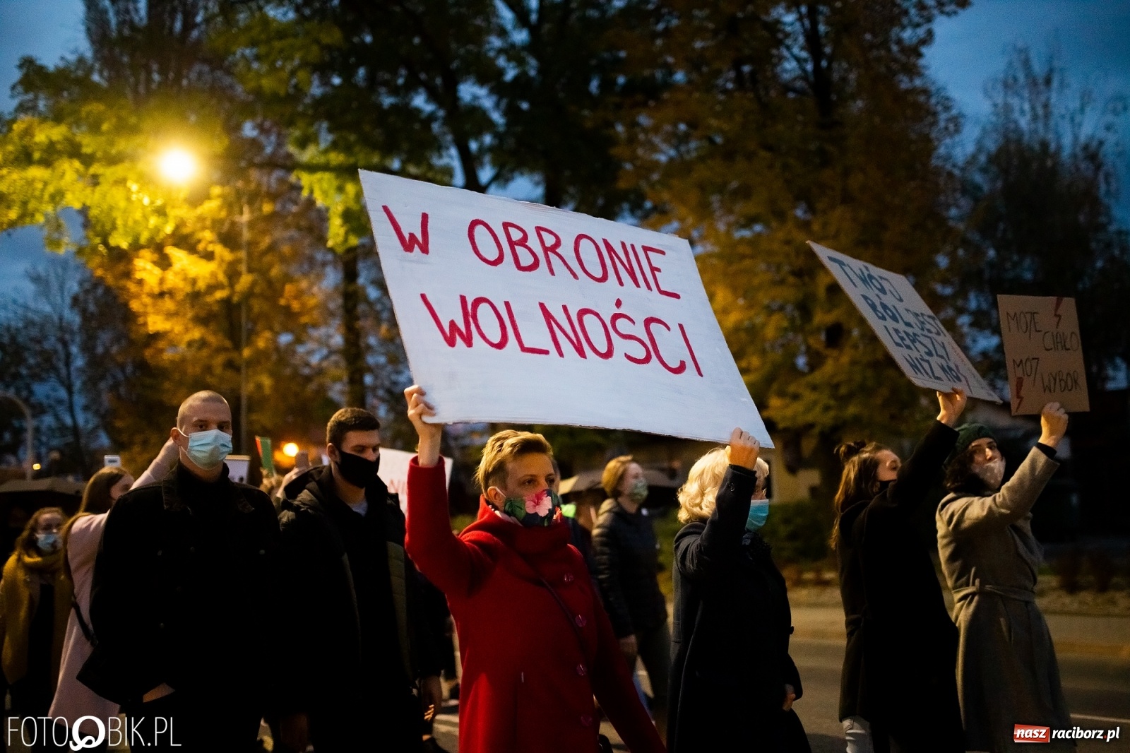 Zdjęcie w galerii na portalu naszraciborz.pl: Zakaz aborcji. Racibórz znów protestuje [WIDEO] wiadomości z regionu