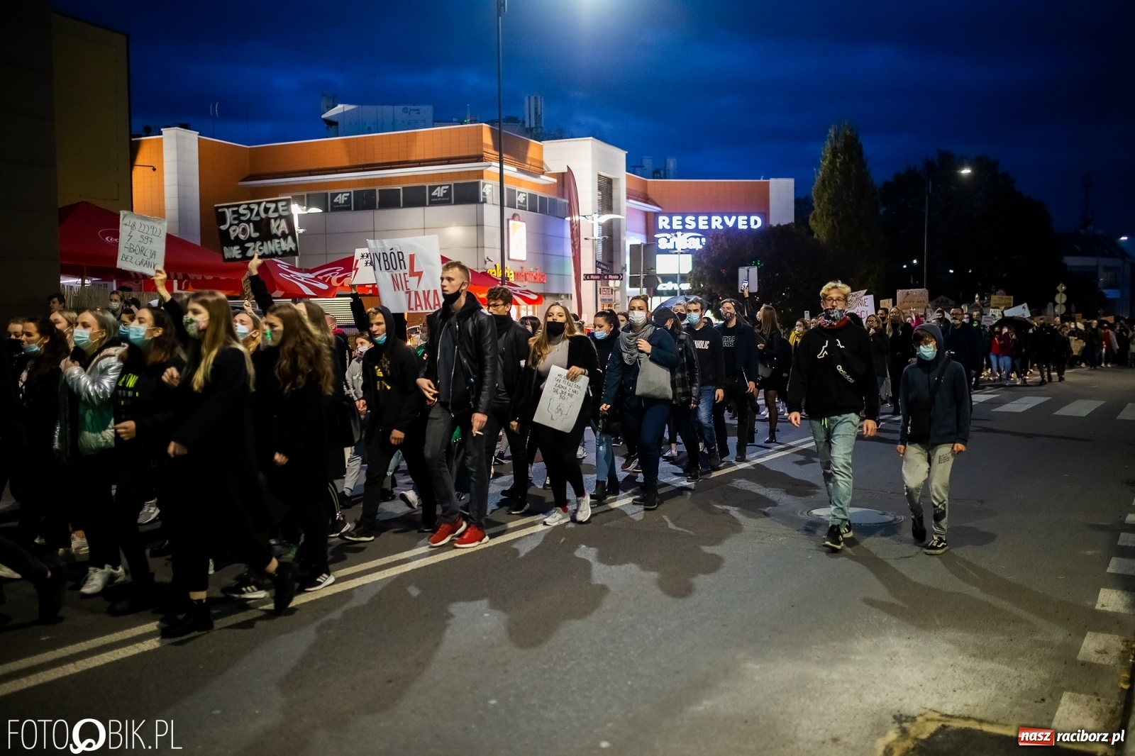 Zdjęcie w galerii na portalu naszraciborz.pl: Zakaz aborcji. Racibórz znów protestuje [WIDEO] wiadomości z regionu