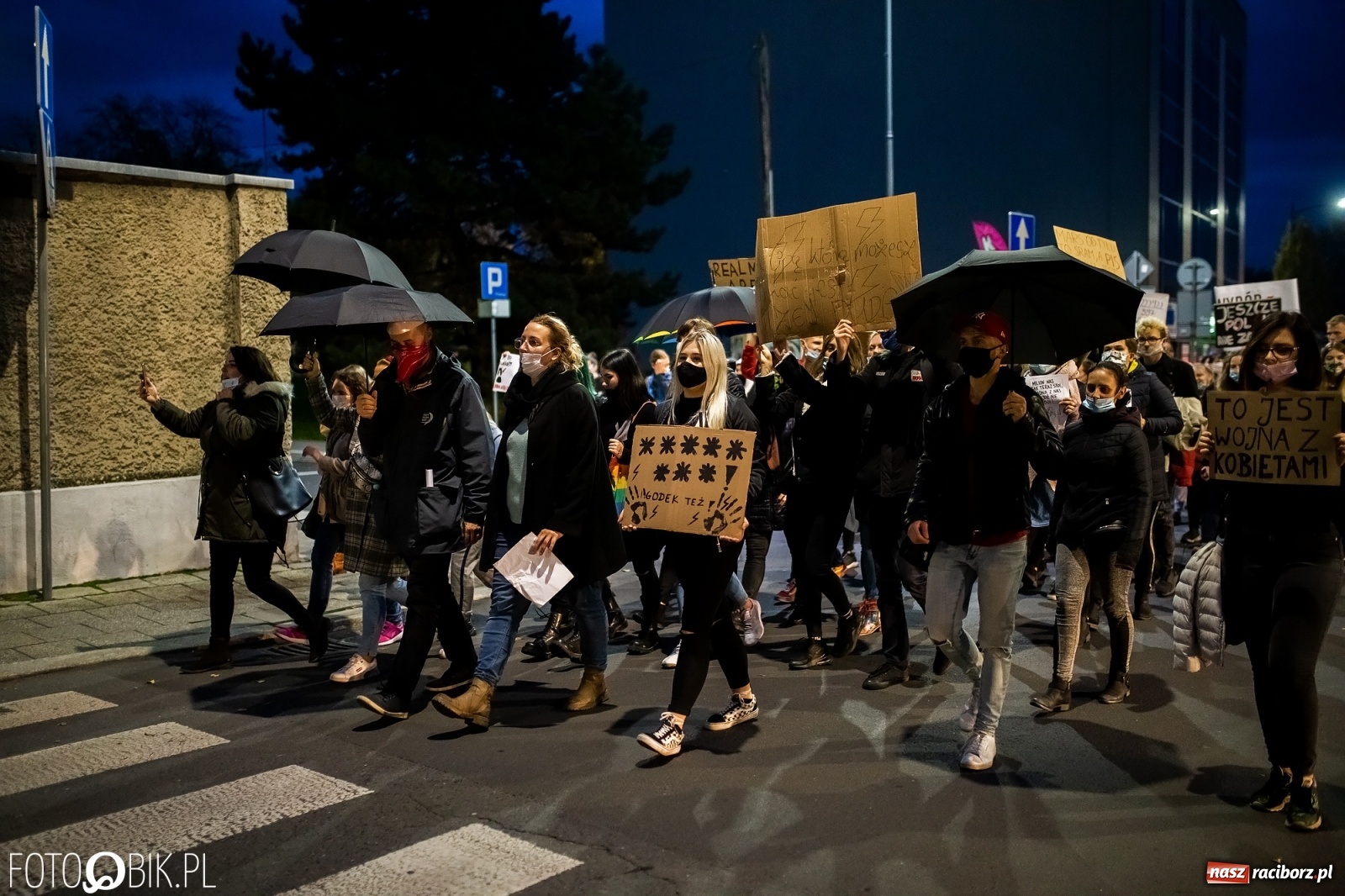 Zdjęcie w galerii na portalu naszraciborz.pl: Zakaz aborcji. Racibórz znów protestuje [WIDEO] wiadomości z regionu