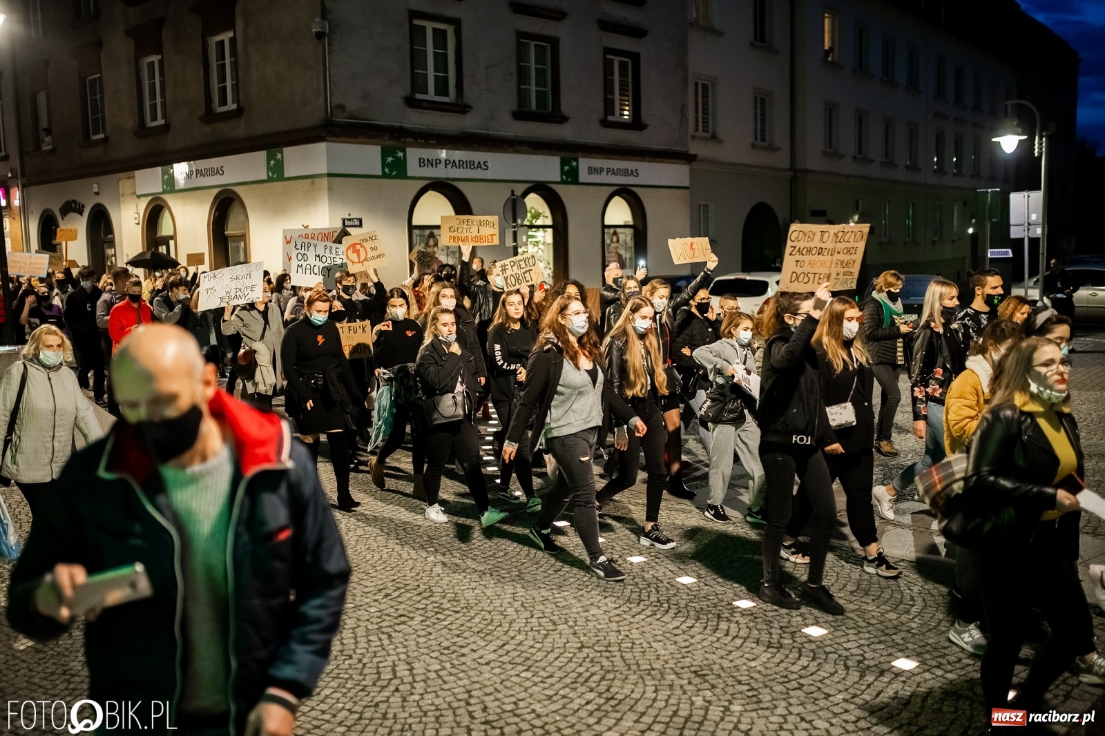 Zdjęcie w galerii na portalu naszraciborz.pl: Zakaz aborcji. Racibórz znów protestuje [WIDEO] wiadomości z regionu