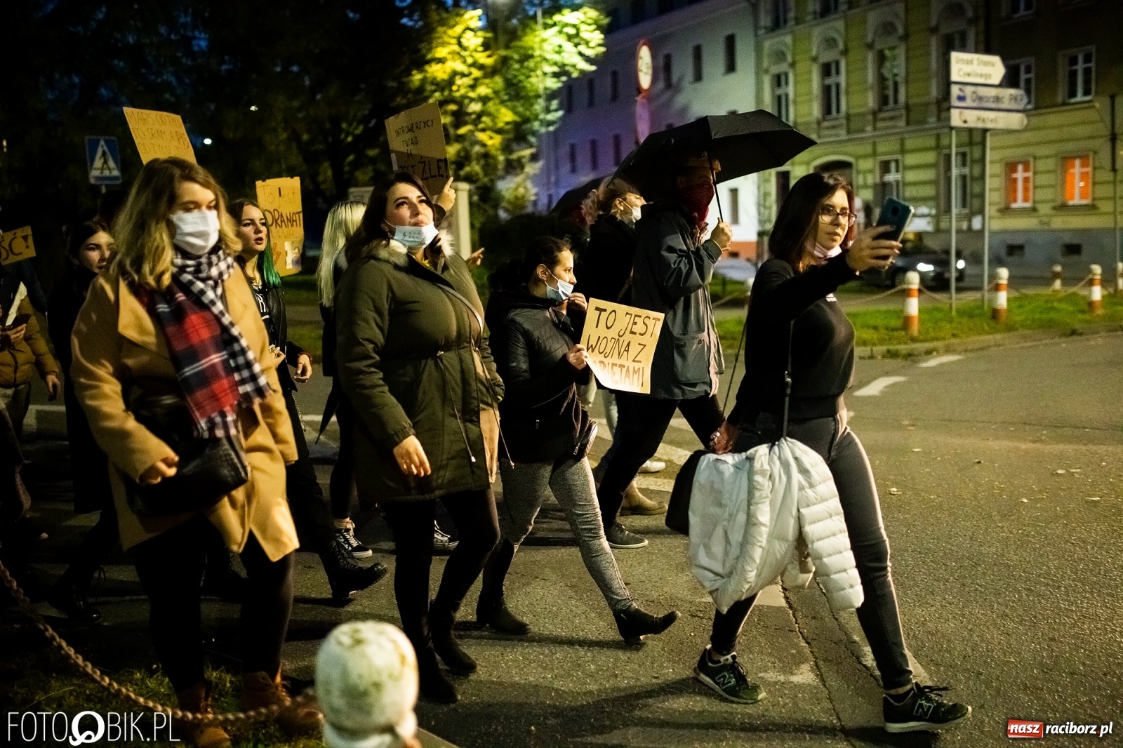 Zdjęcie w galerii na portalu naszraciborz.pl: Zakaz aborcji. Racibórz znów protestuje [WIDEO] wiadomości z regionu