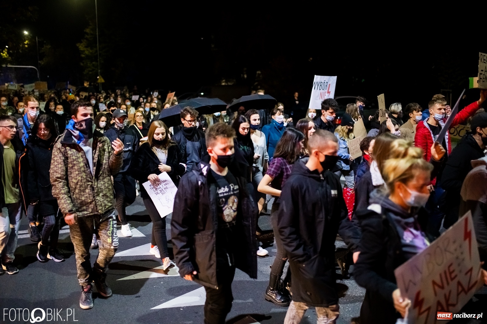 Zdjęcie w galerii na portalu naszraciborz.pl: Zakaz aborcji. Racibórz znów protestuje [WIDEO] wiadomości z regionu