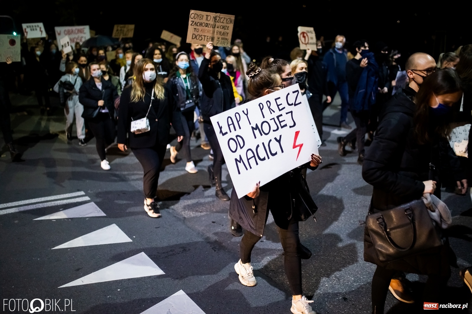 Zdjęcie w galerii na portalu naszraciborz.pl: Zakaz aborcji. Racibórz znów protestuje [WIDEO] wiadomości z regionu
