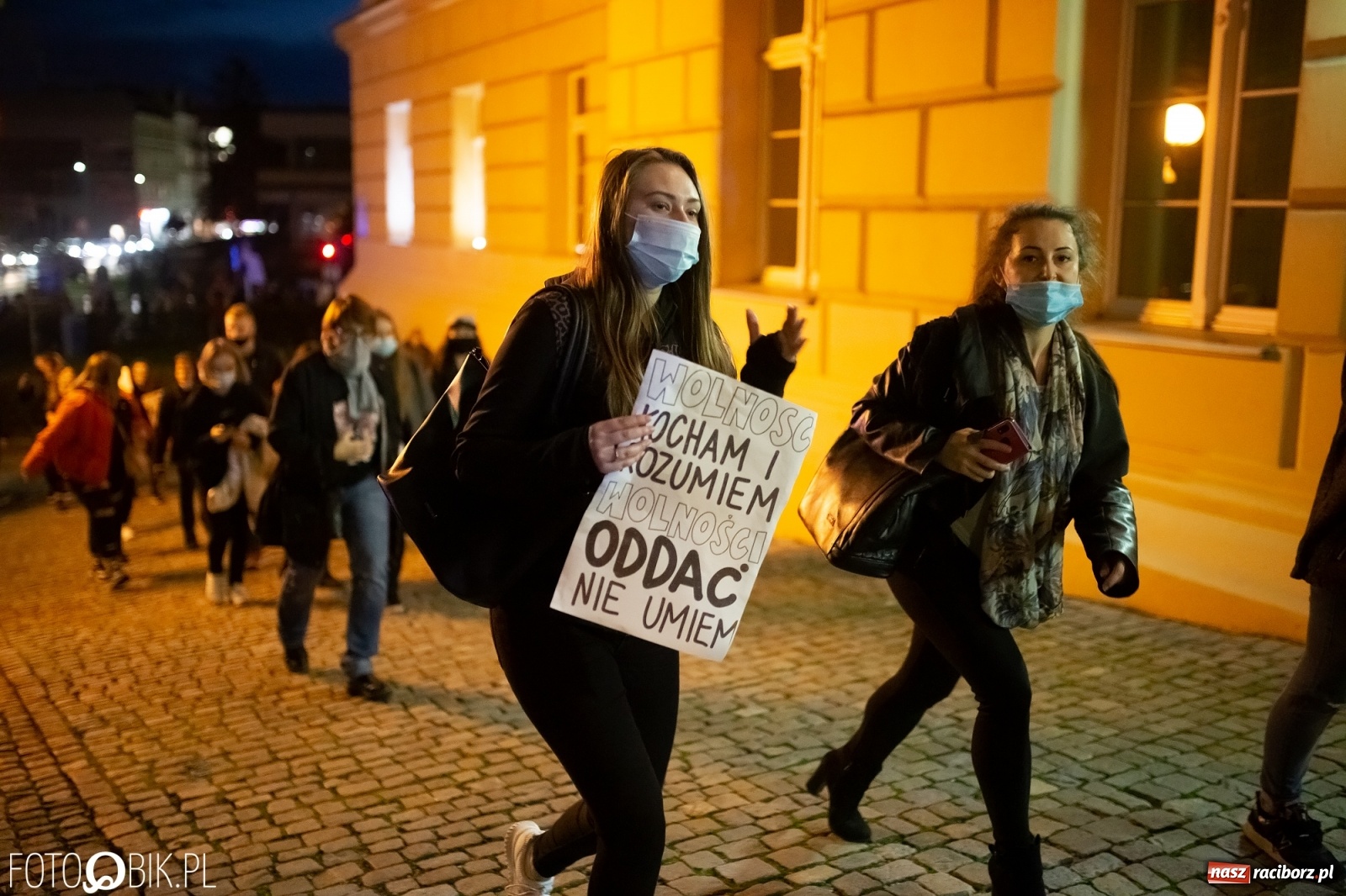 Zdjęcie w galerii na portalu naszraciborz.pl: Zakaz aborcji. Racibórz znów protestuje [WIDEO] wiadomości z regionu