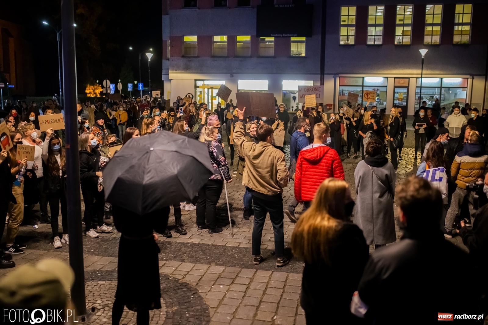 Zdjęcie w galerii na portalu naszraciborz.pl: Zakaz aborcji. Racibórz znów protestuje [WIDEO] wiadomości z regionu