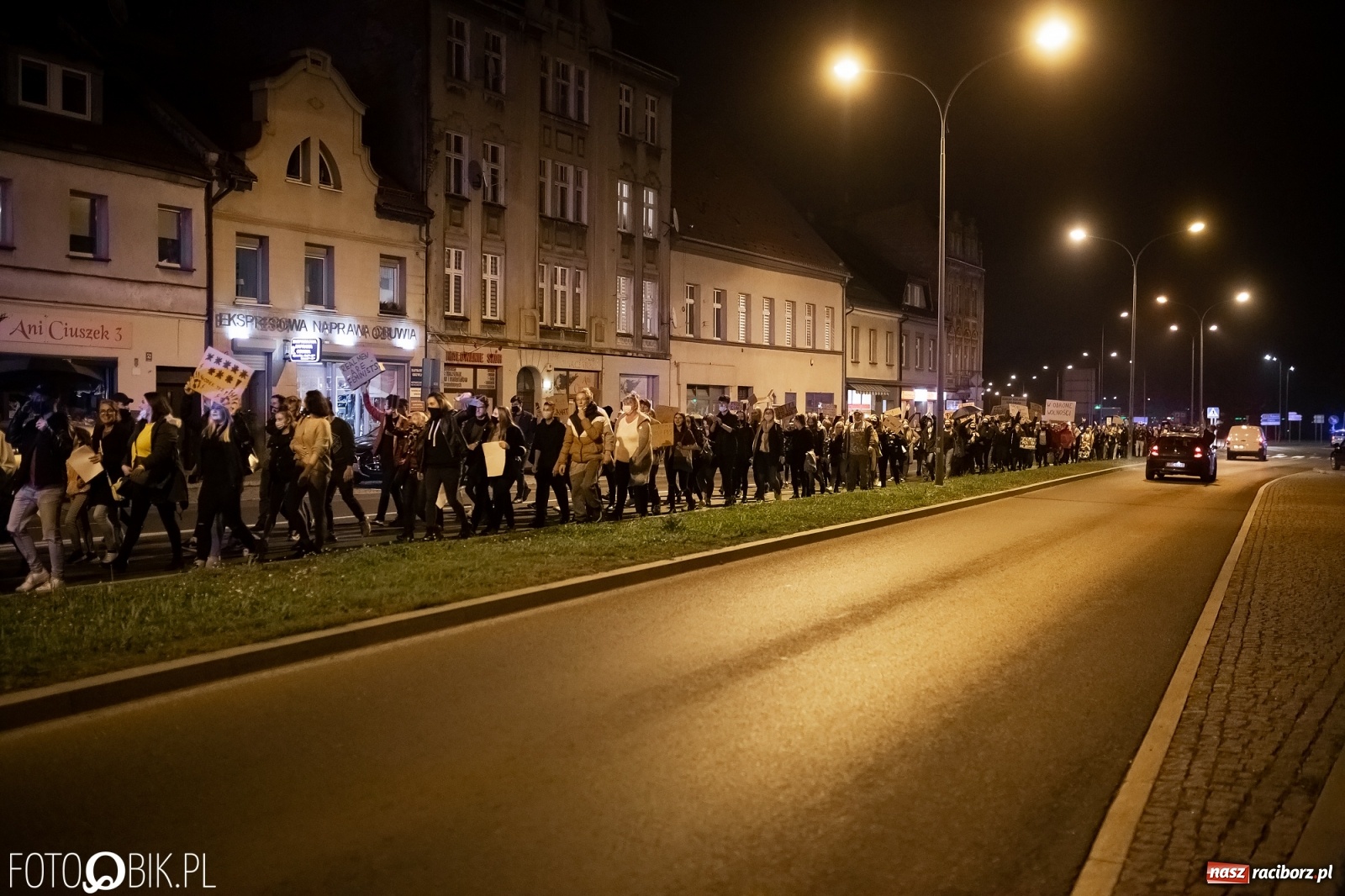 Zdjęcie w galerii na portalu naszraciborz.pl: Zakaz aborcji. Racibórz znów protestuje [WIDEO] wiadomości z regionu