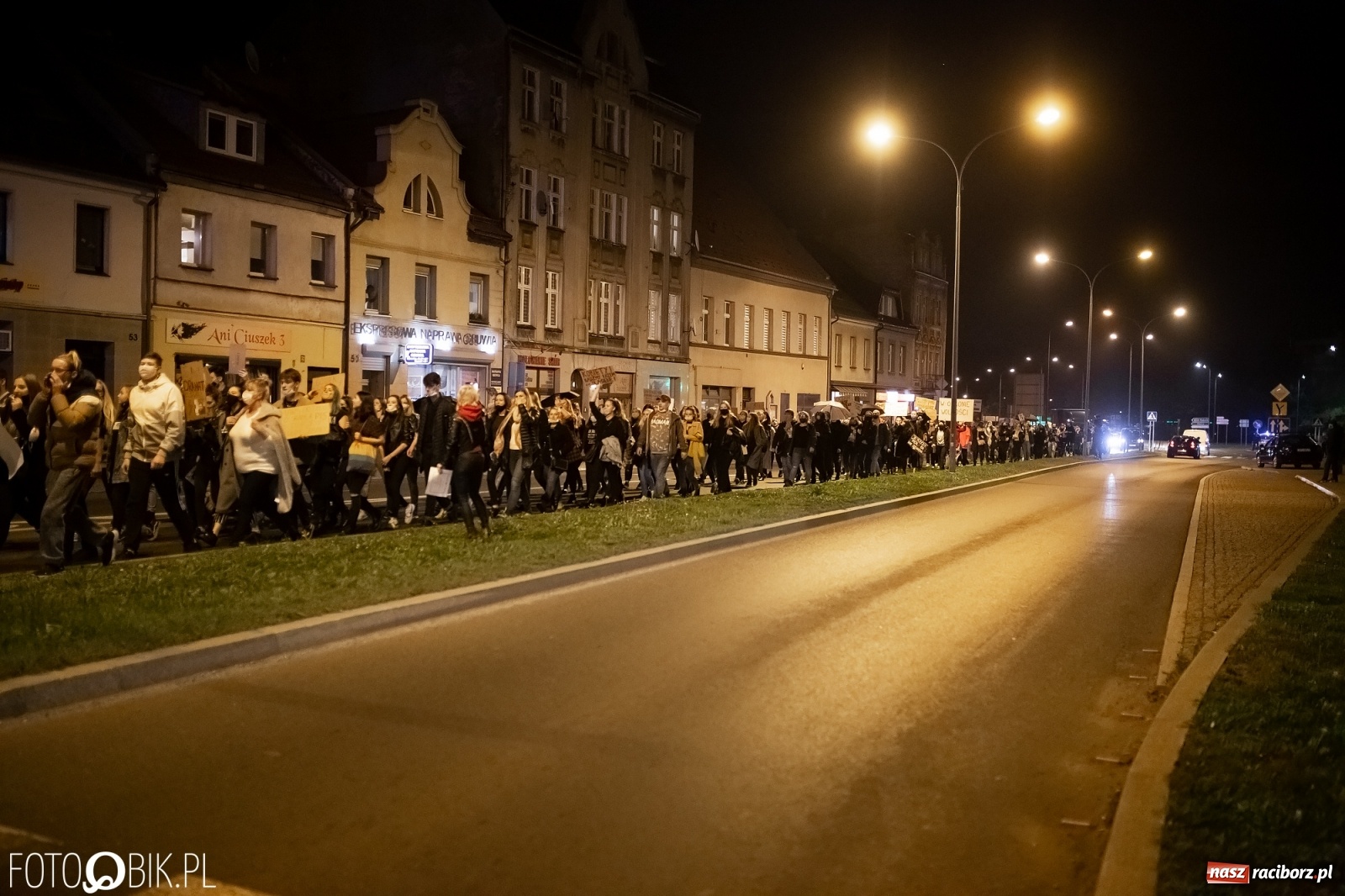 Zdjęcie w galerii na portalu naszraciborz.pl: Zakaz aborcji. Racibórz znów protestuje [WIDEO] wiadomości z regionu