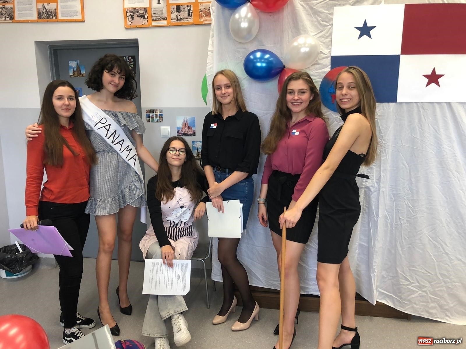 Zdjęcie w galerii na portalu naszraciborz.pl: Tydzień języka hiszpańskiego w II LO [FOTO i WIDEO] wiadomości z regionu
