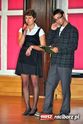 Zdjęcie w galerii na portalu naszraciborz.pl: Potrójne święto w I LO wiadomości z regionu