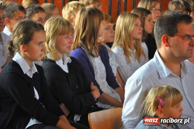 Zdjęcie w galerii na portalu naszraciborz.pl: Potrójne święto w I LO wiadomości z regionu