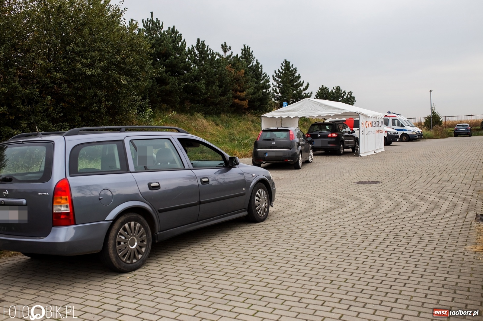 Zdjęcie w galerii na portalu naszraciborz.pl: COViD-19. 16 300 nowych potwierdzonych zakażeń. Zmarło dwóch mieszkańców naszego powiatu wiadomości z regionu