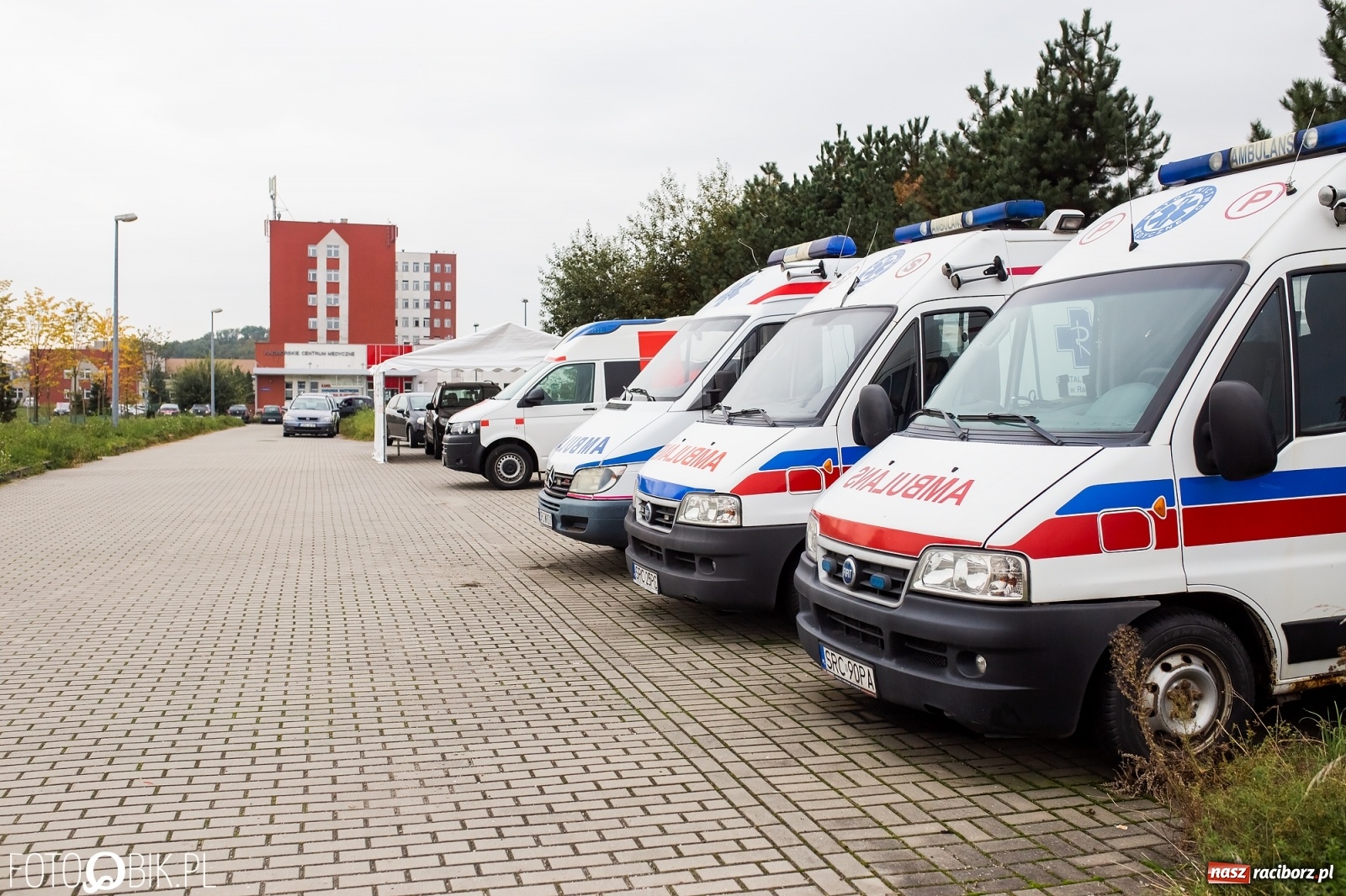 Zdjęcie w galerii na portalu naszraciborz.pl: COViD-19. 16 300 nowych potwierdzonych zakażeń. Zmarło dwóch mieszkańców naszego powiatu wiadomości z regionu