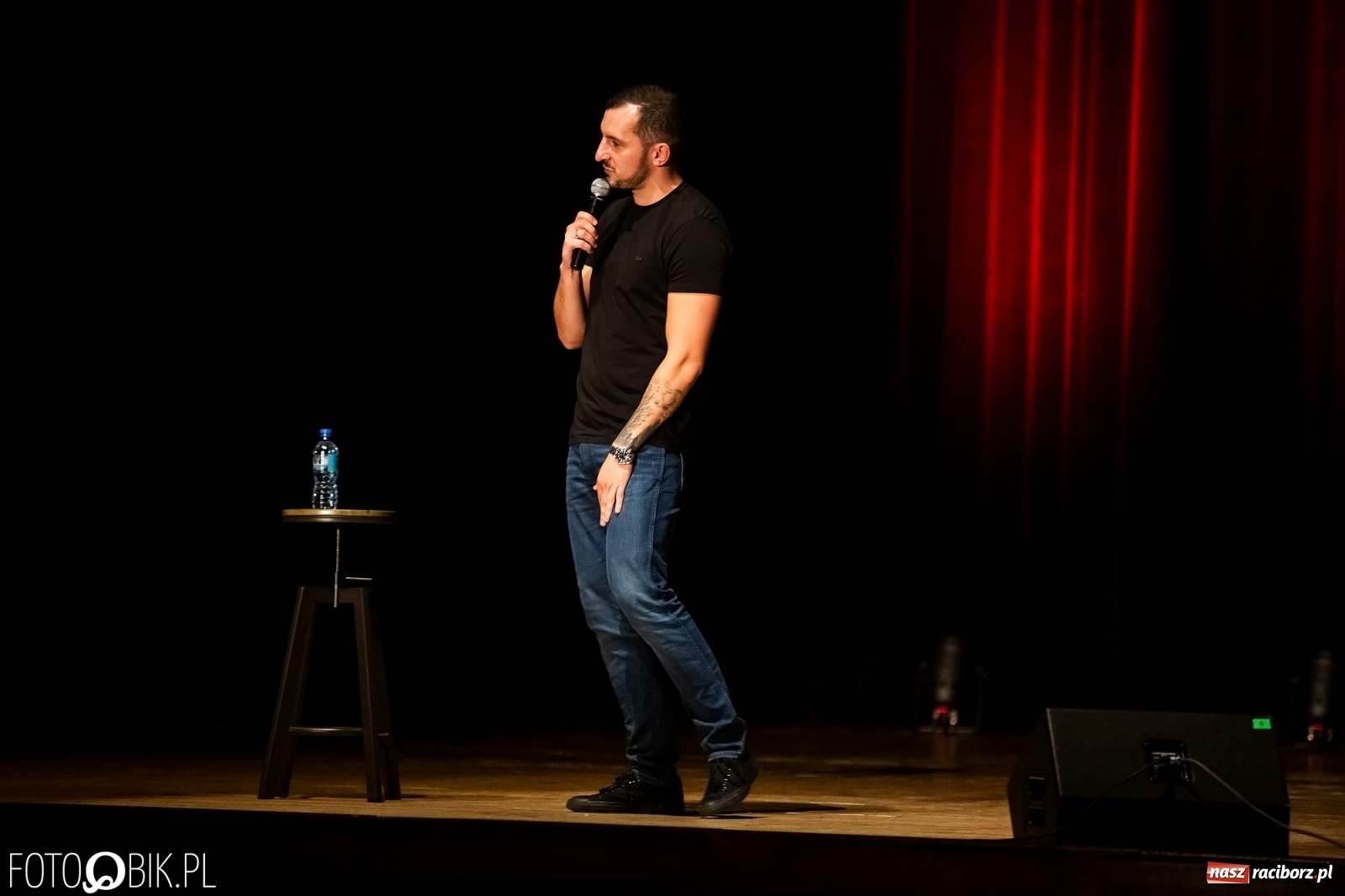 Zdjęcie w galerii na portalu naszraciborz.pl: Piotr Zola Szulowski wystąpił przed raciborską publicznością  wiadomości z regionu