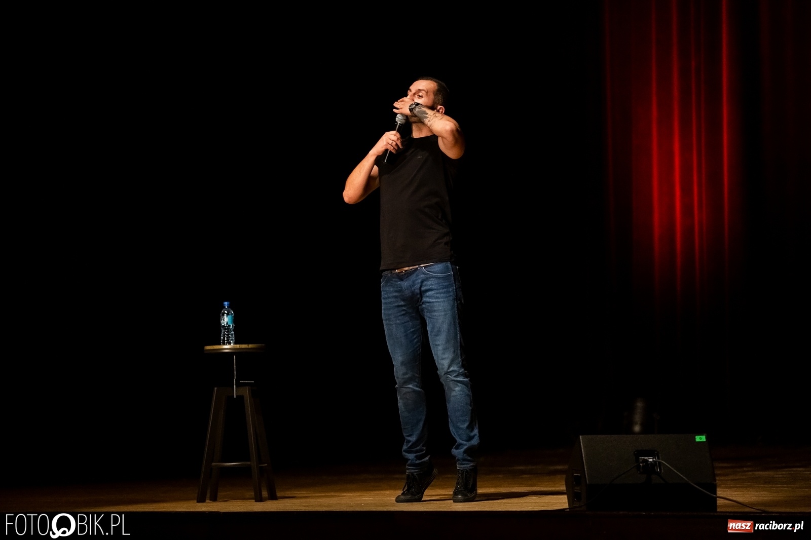 Zdjęcie w galerii na portalu naszraciborz.pl: Piotr Zola Szulowski wystąpił przed raciborską publicznością  wiadomości z regionu