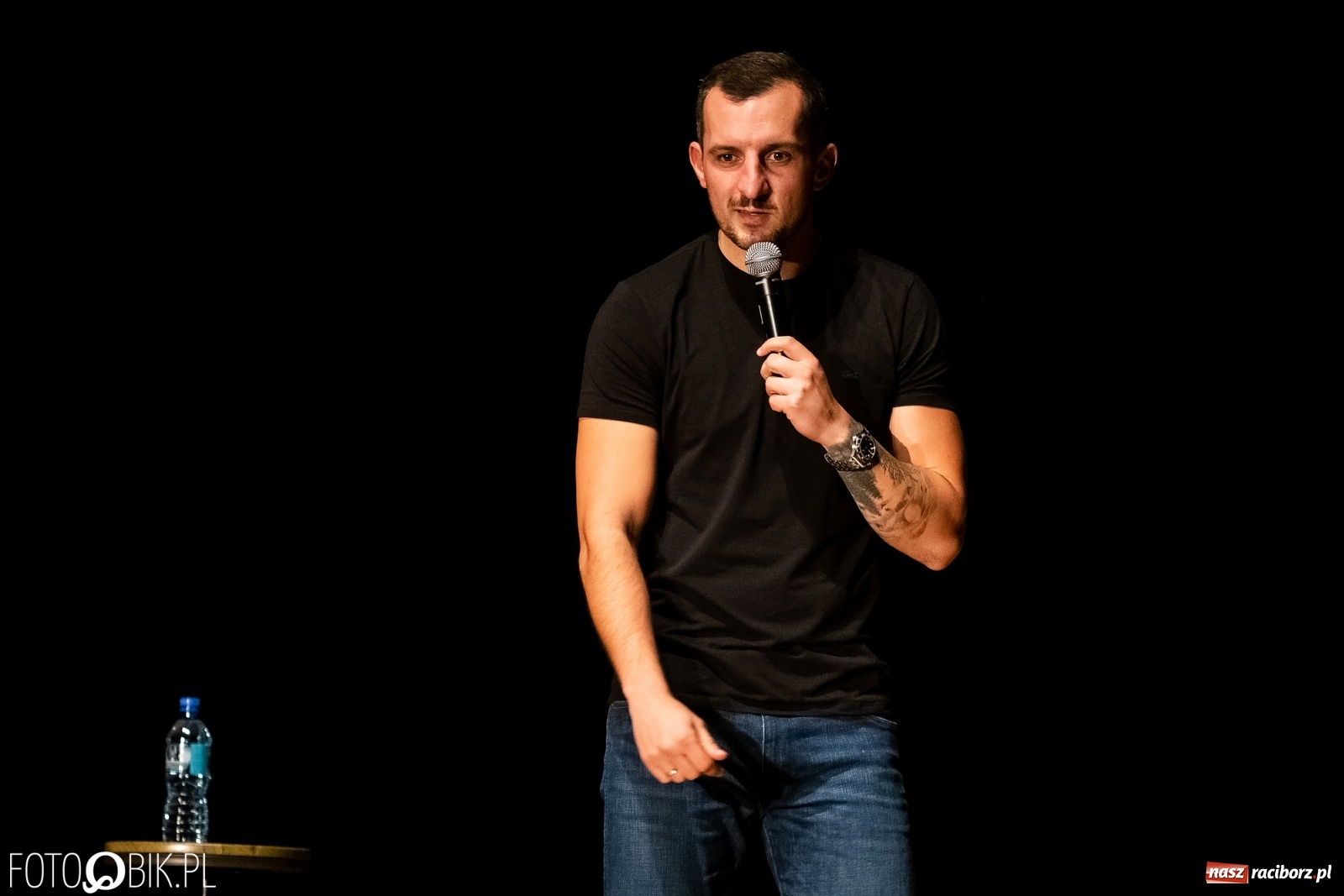 Zdjęcie w galerii na portalu naszraciborz.pl: Piotr Zola Szulowski wystąpił przed raciborską publicznością  wiadomości z regionu