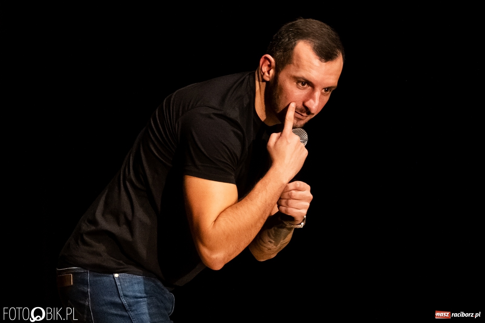 Zdjęcie w galerii na portalu naszraciborz.pl: Piotr Zola Szulowski wystąpił przed raciborską publicznością  wiadomości z regionu