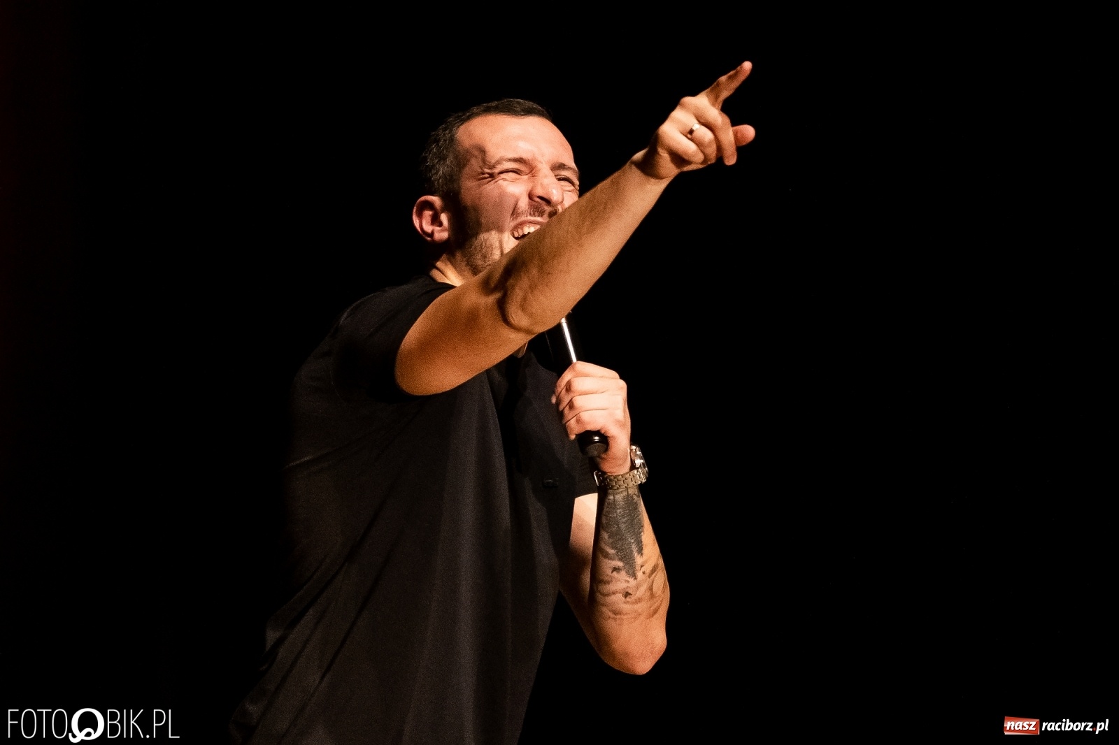 Zdjęcie w galerii na portalu naszraciborz.pl: Piotr Zola Szulowski wystąpił przed raciborską publicznością  wiadomości z regionu