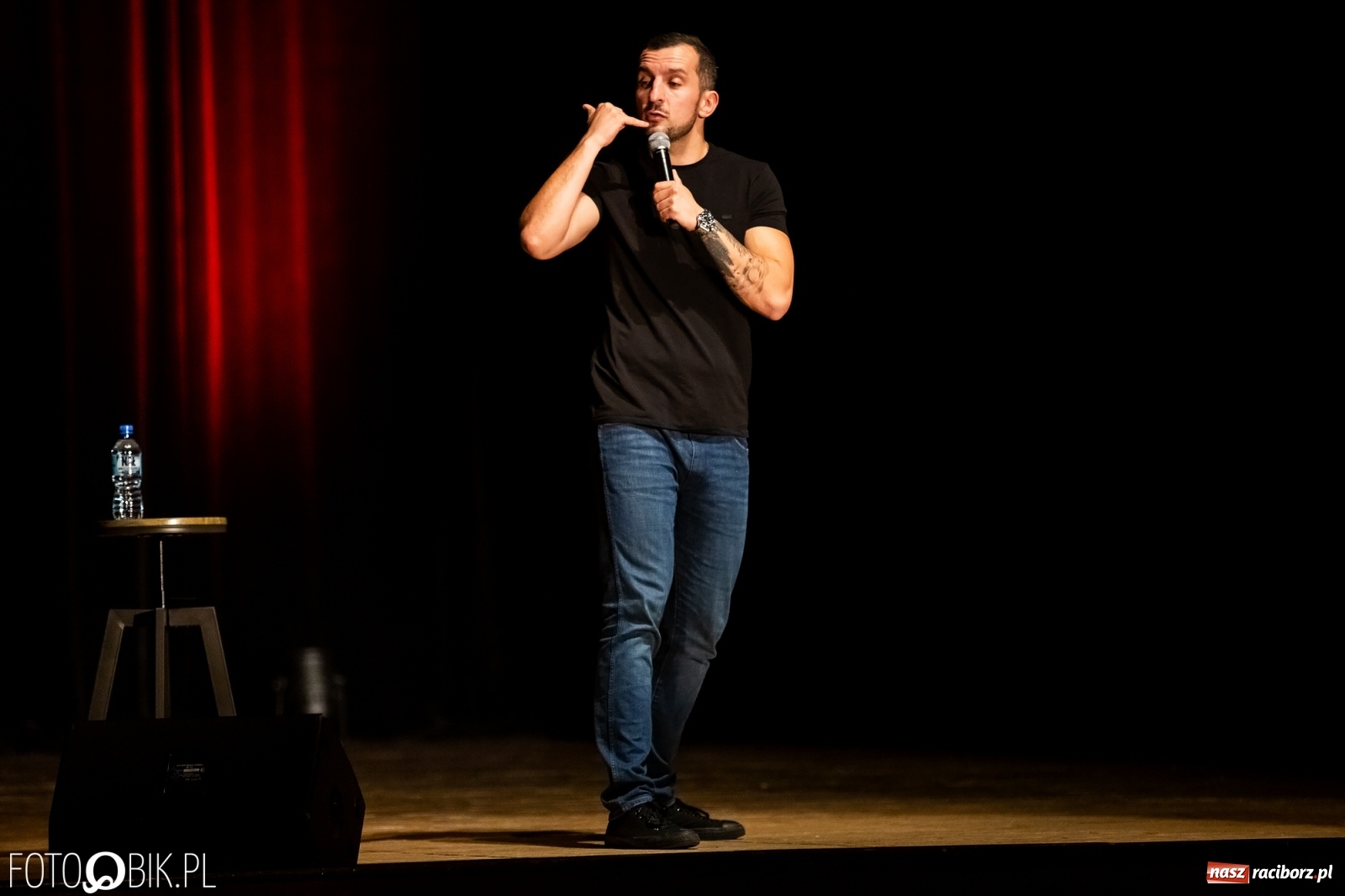 Zdjęcie w galerii na portalu naszraciborz.pl: Piotr Zola Szulowski wystąpił przed raciborską publicznością  wiadomości z regionu