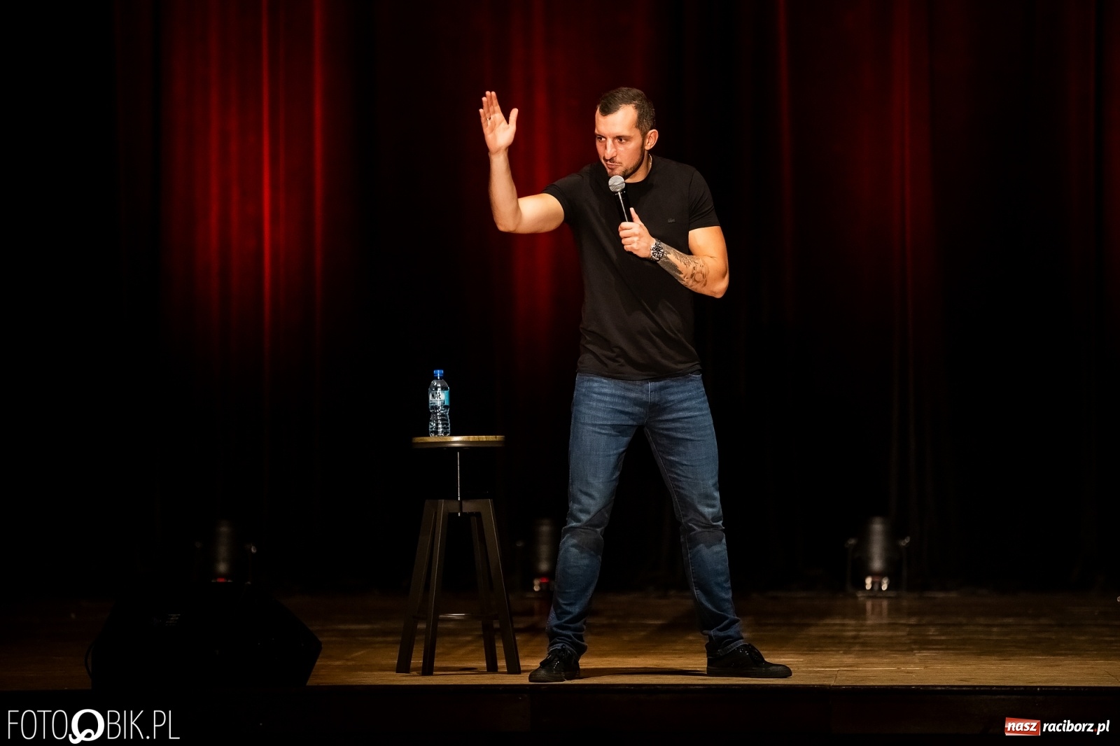 Zdjęcie w galerii na portalu naszraciborz.pl: Piotr Zola Szulowski wystąpił przed raciborską publicznością  wiadomości z regionu