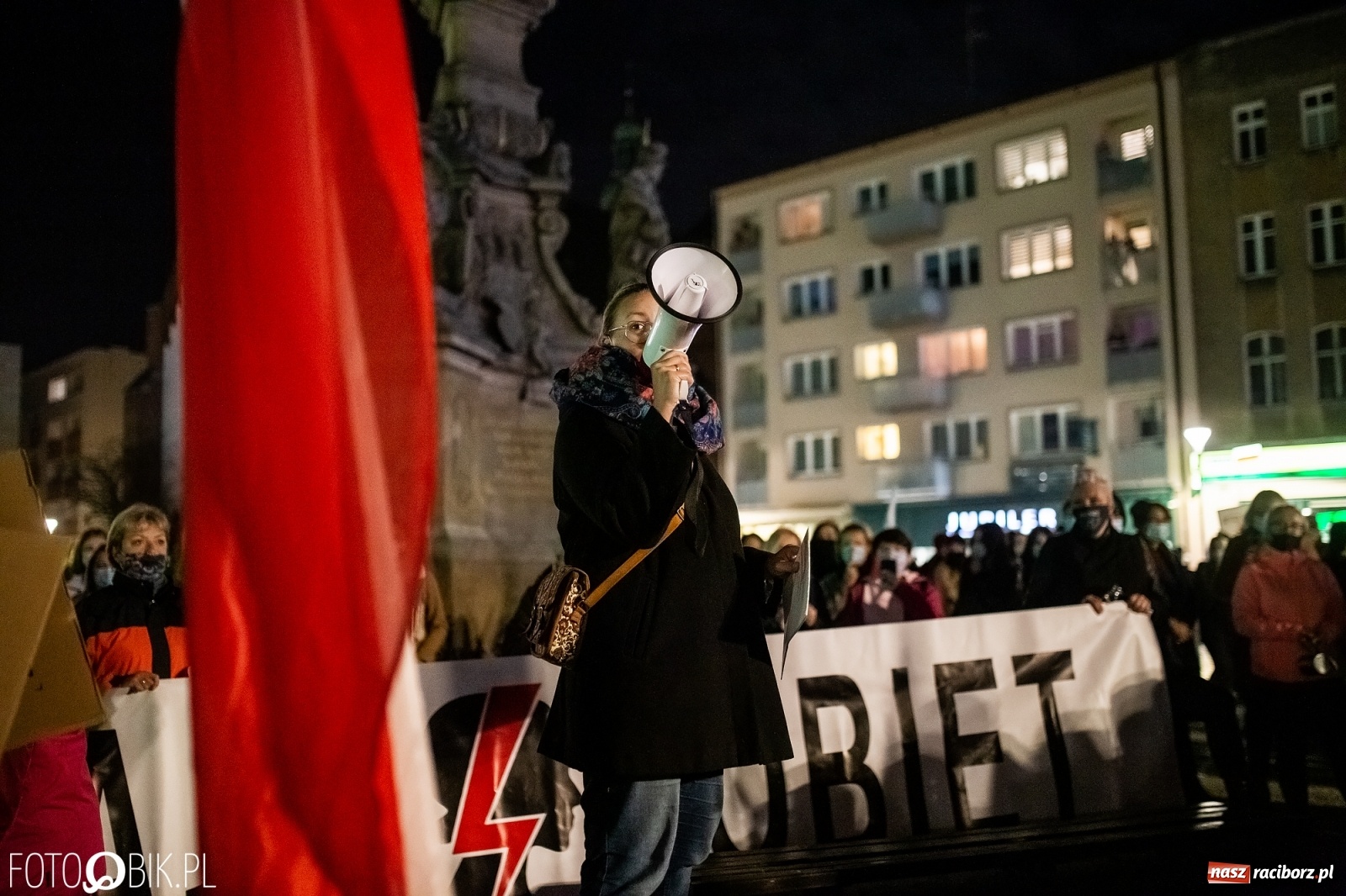 Zdjęcie w galerii na portalu naszraciborz.pl: Racibórz w onet.pl. Protest w małym mieście. Też chcemy pokazać, że się nie zgadzamy  wiadomości z regionu