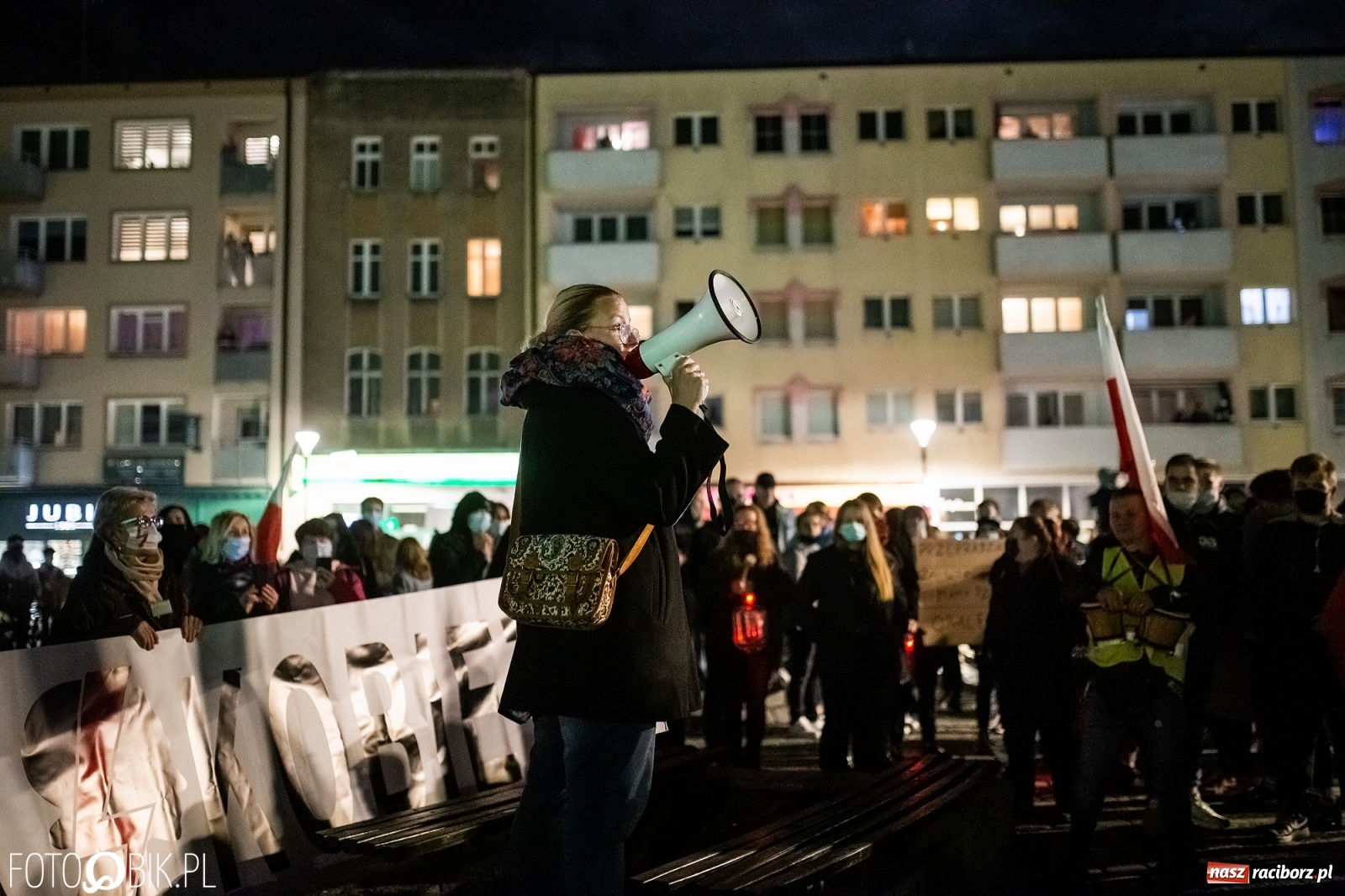 Zdjęcie w galerii na portalu naszraciborz.pl: Racibórz w onet.pl. Protest w małym mieście. Też chcemy pokazać, że się nie zgadzamy  wiadomości z regionu