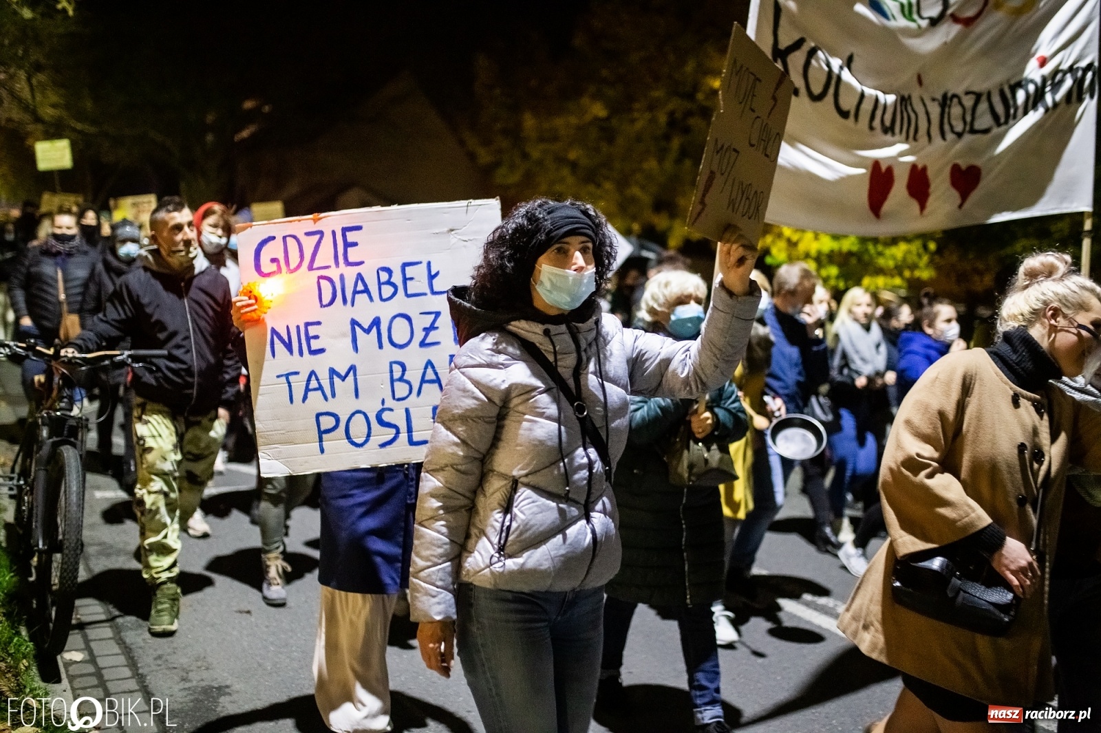 Zdjęcie w galerii na portalu naszraciborz.pl: Racibórz w onet.pl. Protest w małym mieście. Też chcemy pokazać, że się nie zgadzamy  wiadomości z regionu