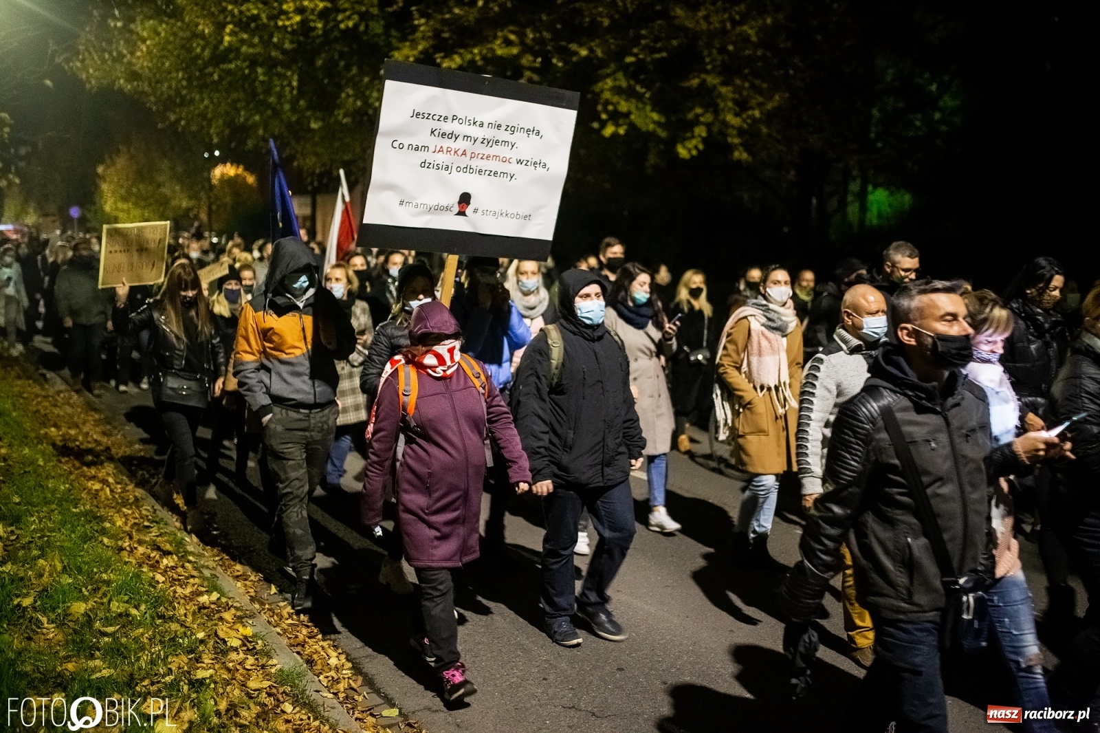 Zdjęcie w galerii na portalu naszraciborz.pl: Racibórz w onet.pl. Protest w małym mieście. Też chcemy pokazać, że się nie zgadzamy  wiadomości z regionu