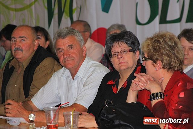 Zdjęcie w galerii na portalu naszraciborz.pl: Śląska muzyka, wice i piwo wiadomości z regionu