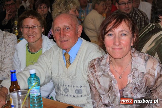 Zdjęcie w galerii na portalu naszraciborz.pl: Śląska muzyka, wice i piwo wiadomości z regionu