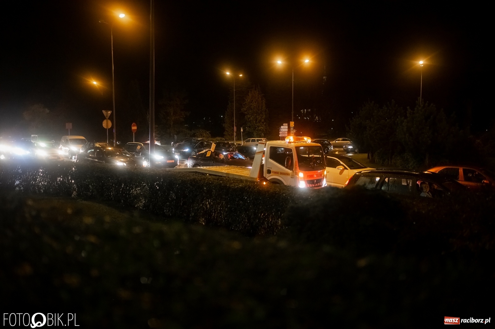 Zdjęcie w galerii na portalu naszraciborz.pl: Czwarty protest w Raciborzu, tym razem kreatywny i samochodowy [WIDEO] wiadomości z regionu