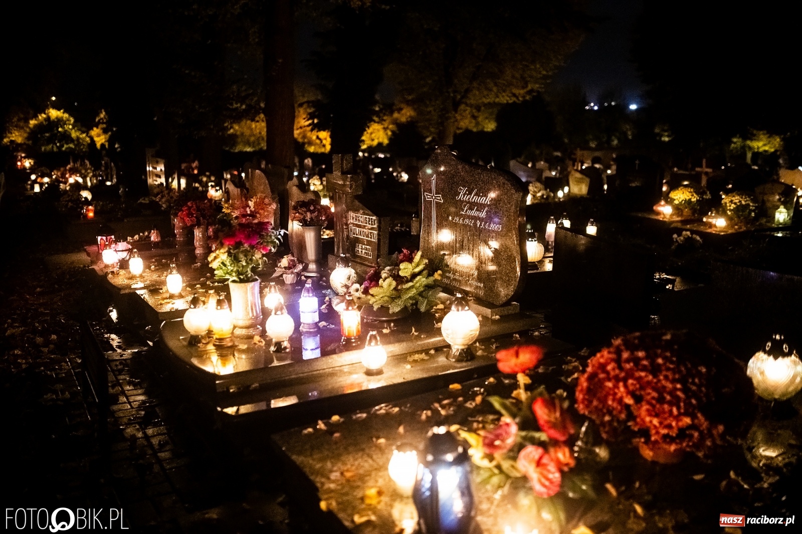 Zdjęcie w galerii na portalu naszraciborz.pl: Jest rozporządzenie w sprawie zamknięcia cmentarzy. Raciborskie Jeruzalem dziś i w piątkowy wieczór wiadomości z regionu
