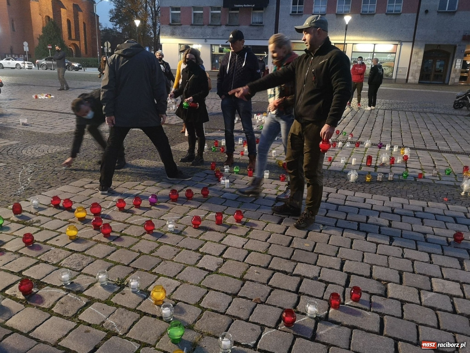 Zdjęcie w galerii na portalu naszraciborz.pl: Akcja na raciborskim Rynku [FOTO i WIDEO]  wiadomości z regionu