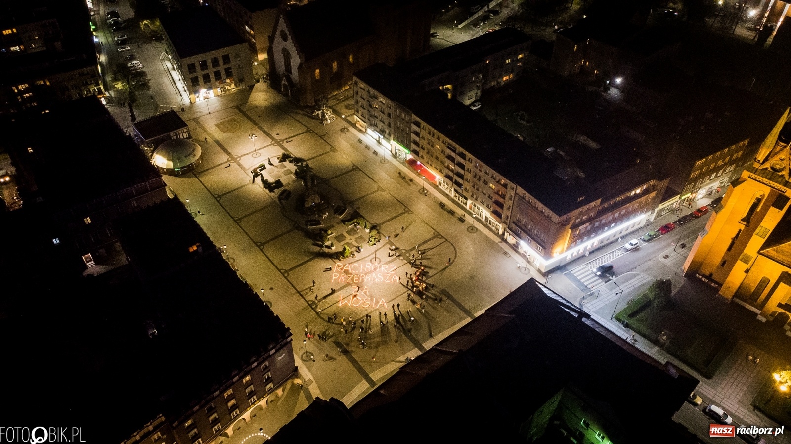 Zdjęcie w galerii na portalu naszraciborz.pl: Akcja na raciborskim Rynku [FOTO i WIDEO]  wiadomości z regionu