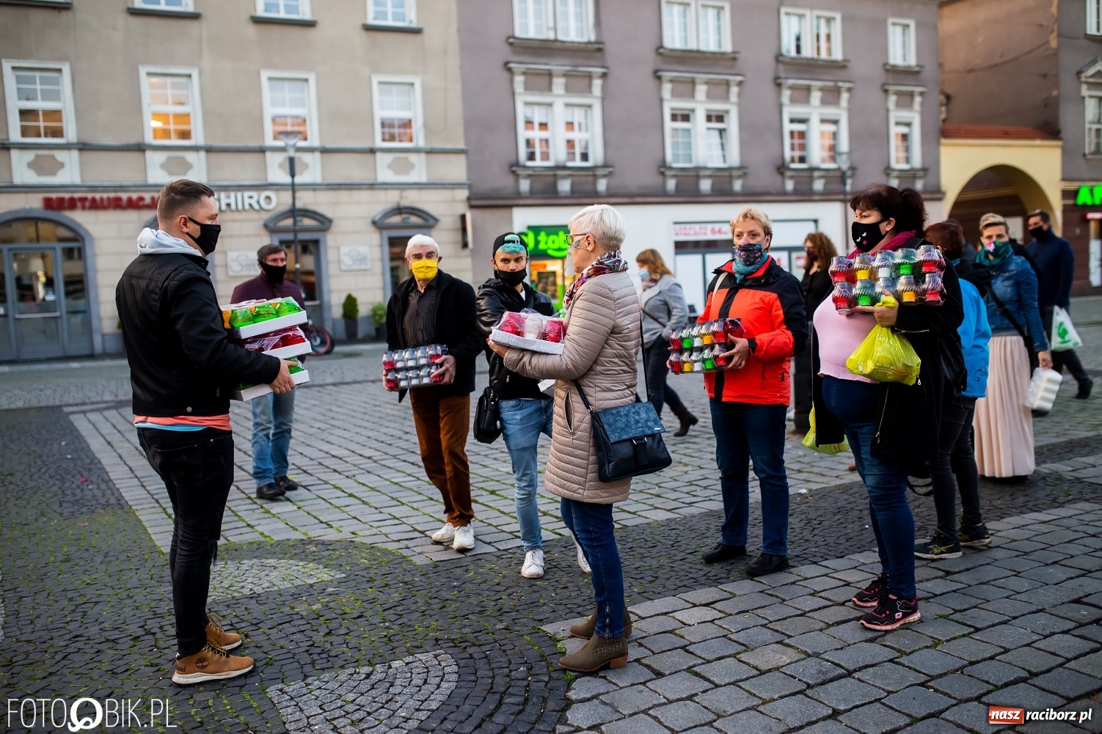 Zdjęcie w galerii na portalu naszraciborz.pl: Akcja na raciborskim Rynku [FOTO i WIDEO]  wiadomości z regionu