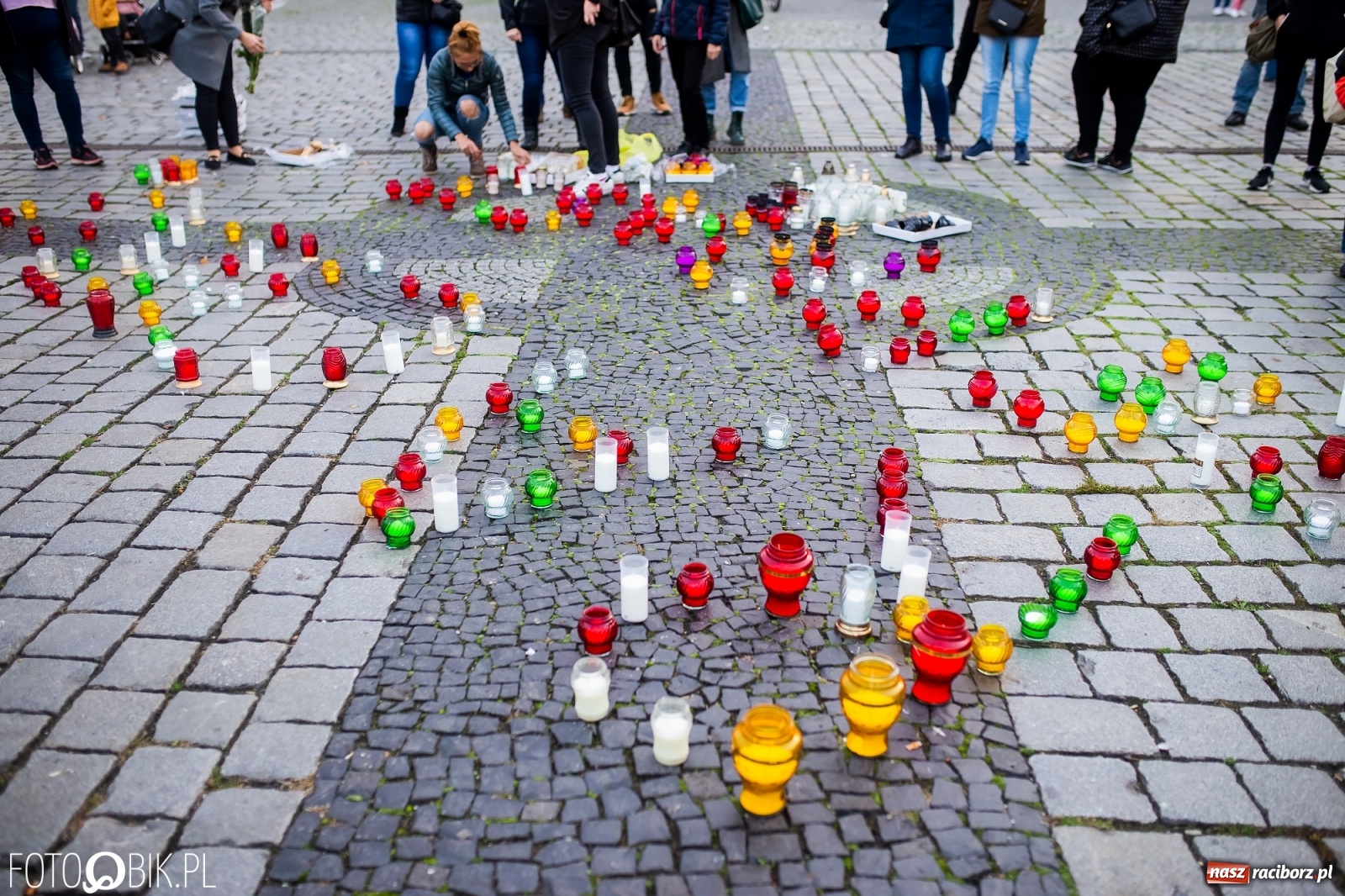 Zdjęcie w galerii na portalu naszraciborz.pl: Akcja na raciborskim Rynku [FOTO i WIDEO]  wiadomości z regionu