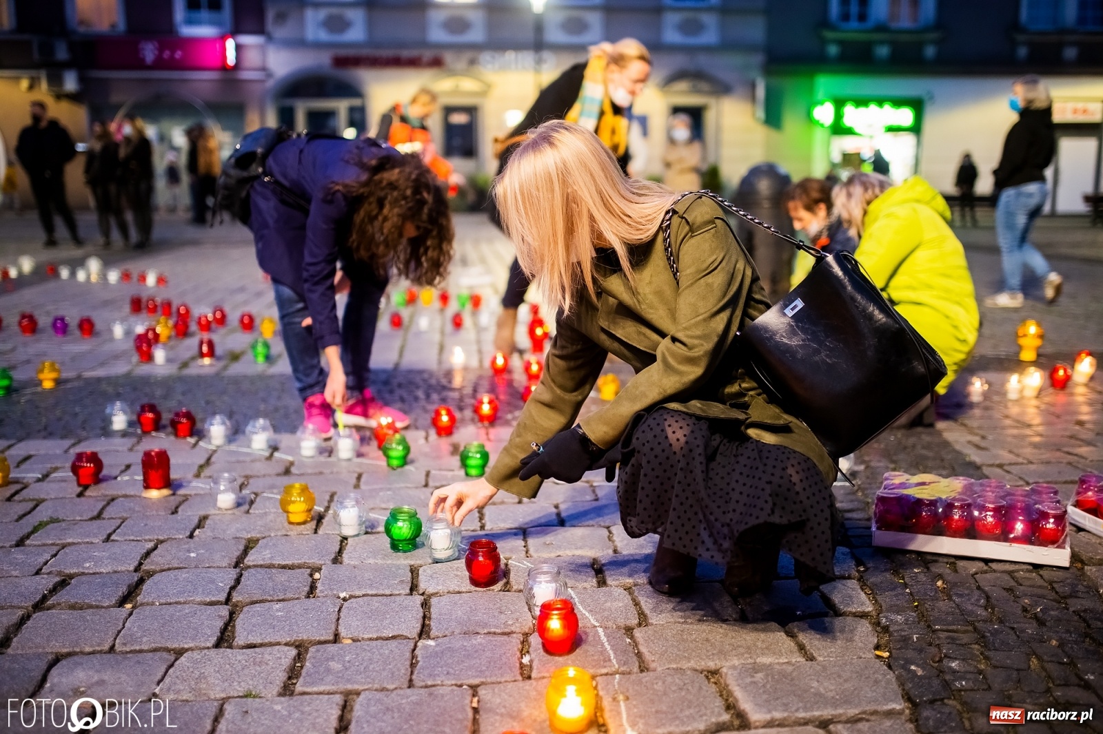 Zdjęcie w galerii na portalu naszraciborz.pl: Akcja na raciborskim Rynku [FOTO i WIDEO]  wiadomości z regionu