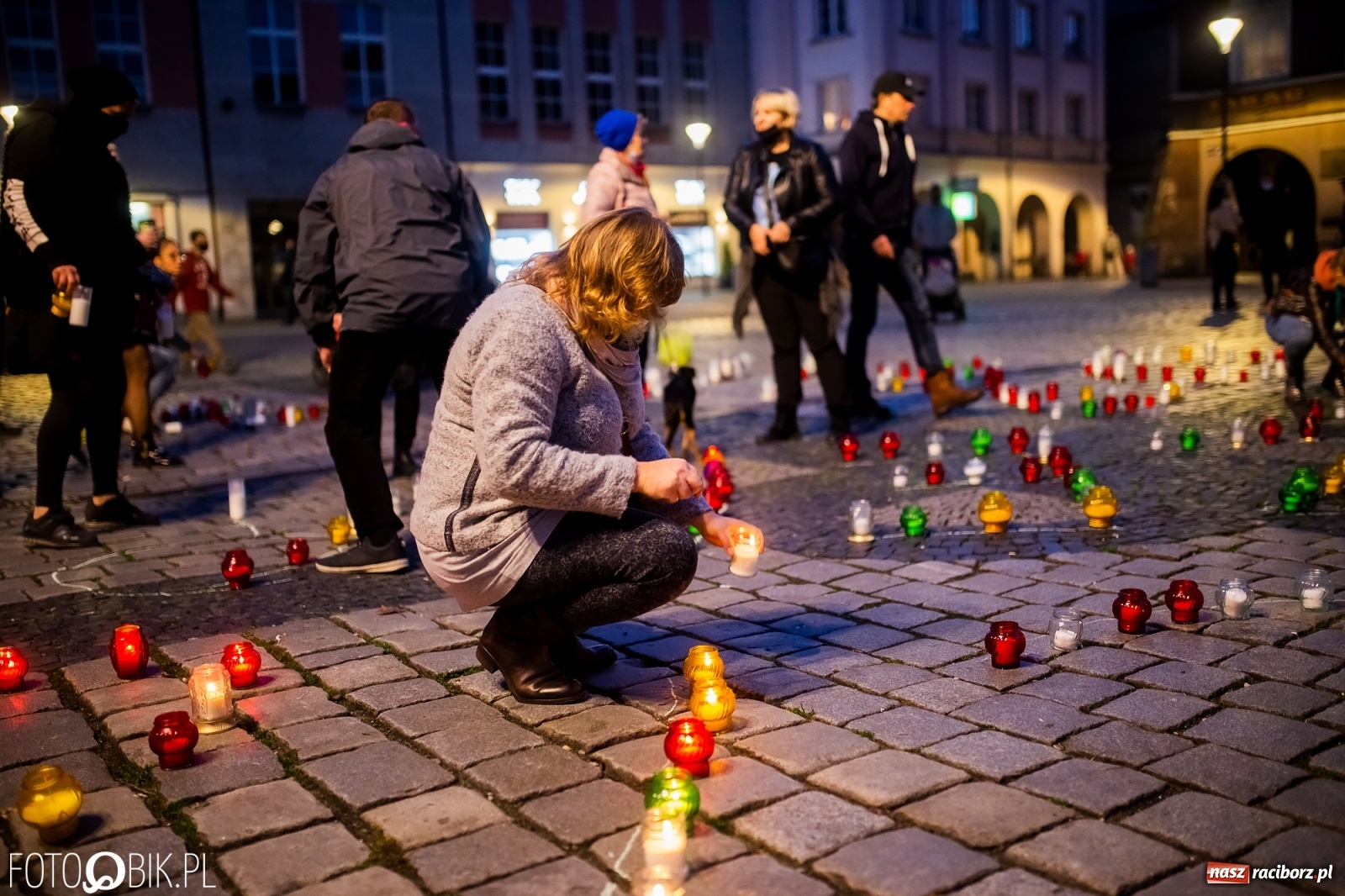 Zdjęcie w galerii na portalu naszraciborz.pl: Akcja na raciborskim Rynku [FOTO i WIDEO]  wiadomości z regionu