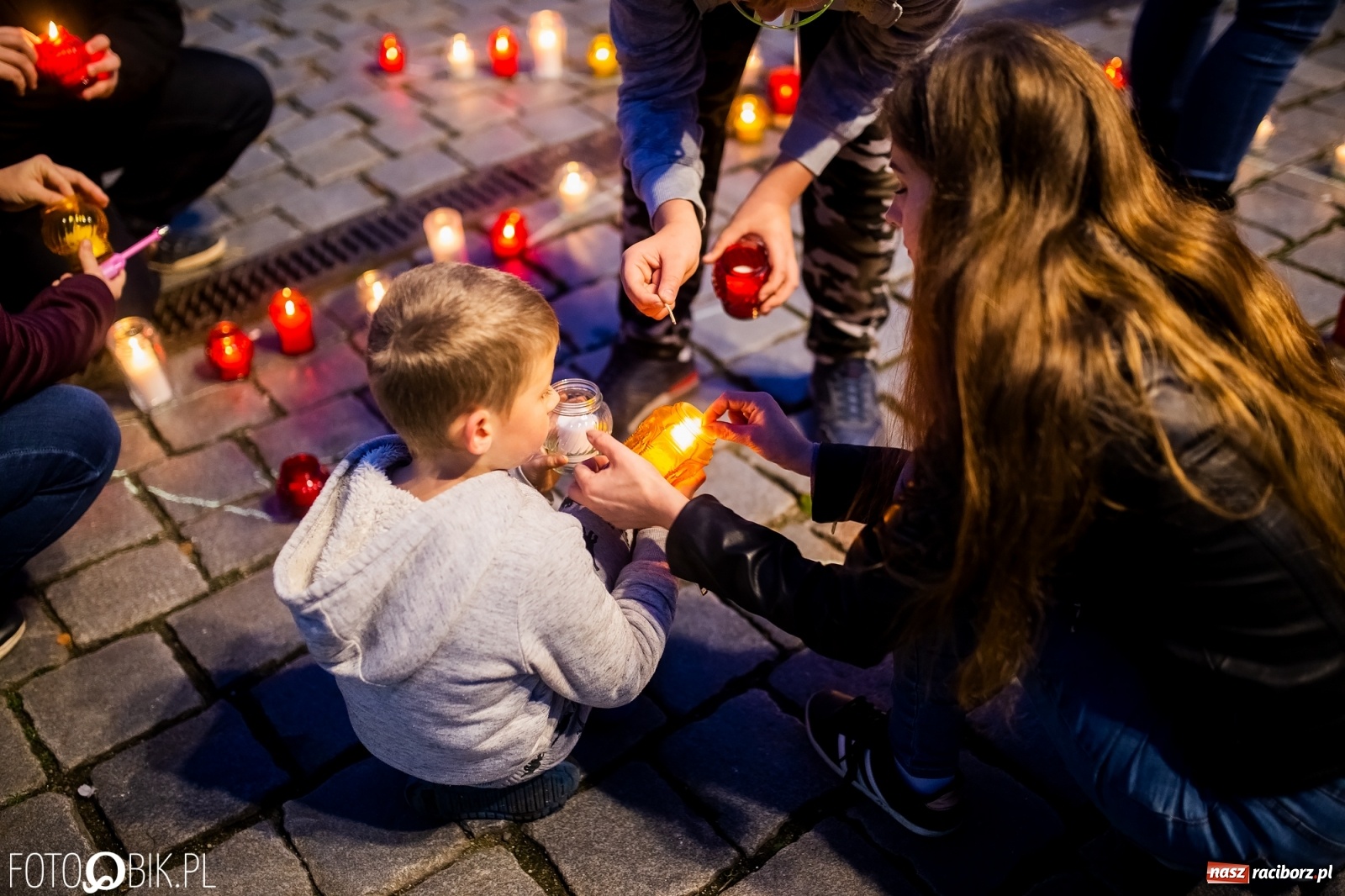 Zdjęcie w galerii na portalu naszraciborz.pl: Akcja na raciborskim Rynku [FOTO i WIDEO]  wiadomości z regionu