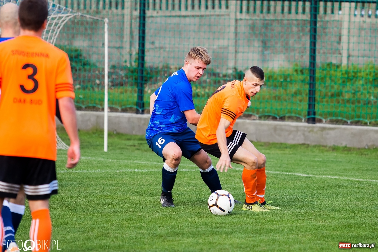 Zdjęcie w galerii na portalu naszraciborz.pl: A klasa. Studzienna próbowała, lecz za wiele nie ugrała [FOTO] wiadomości z regionu