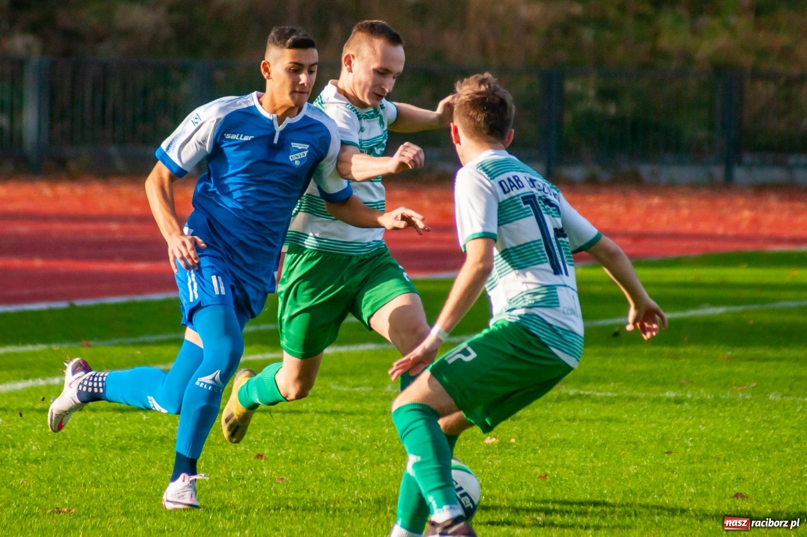 Zdjęcie w galerii na portalu naszraciborz.pl: Kolejna wygrana Unii Racibórz. Gaszowicki Dąb obudził się za późno [FOTO] wiadomości z regionu