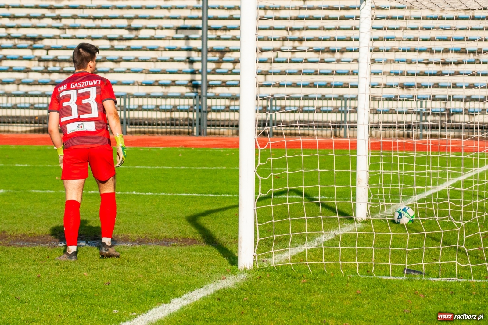 Zdjęcie w galerii na portalu naszraciborz.pl: Kolejna wygrana Unii Racibórz. Gaszowicki Dąb obudził się za późno [FOTO] wiadomości z regionu