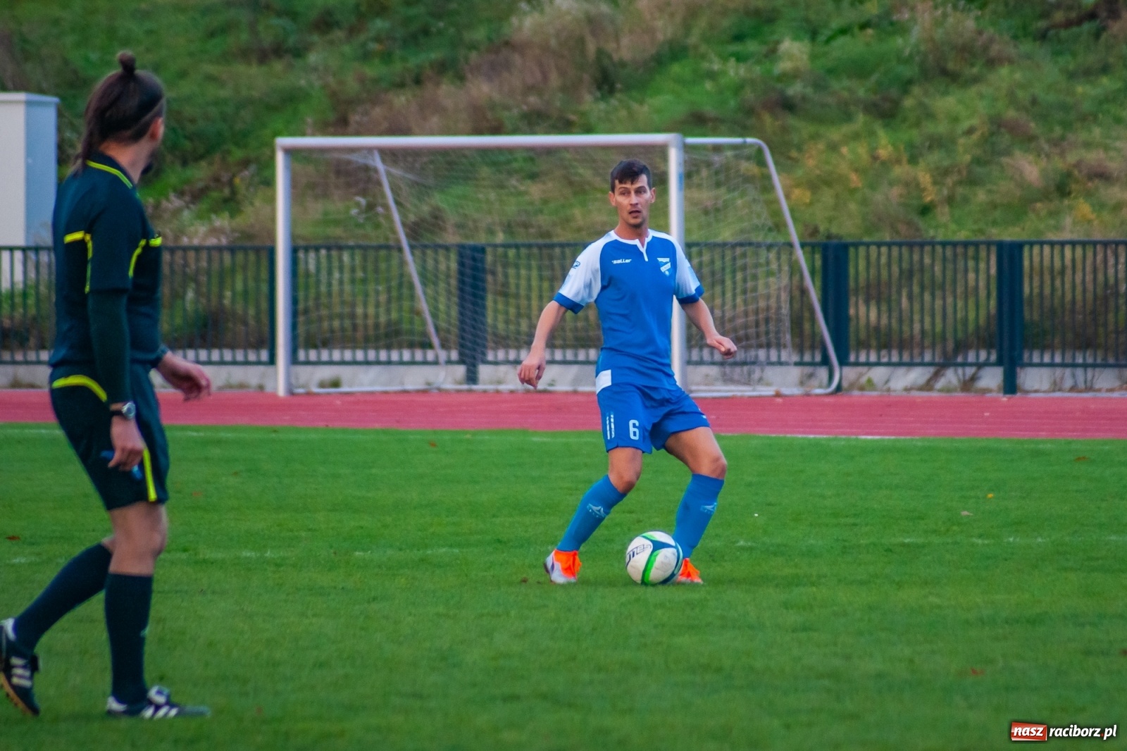 Zdjęcie w galerii na portalu naszraciborz.pl: Kolejna wygrana Unii Racibórz. Gaszowicki Dąb obudził się za późno [FOTO] wiadomości z regionu
