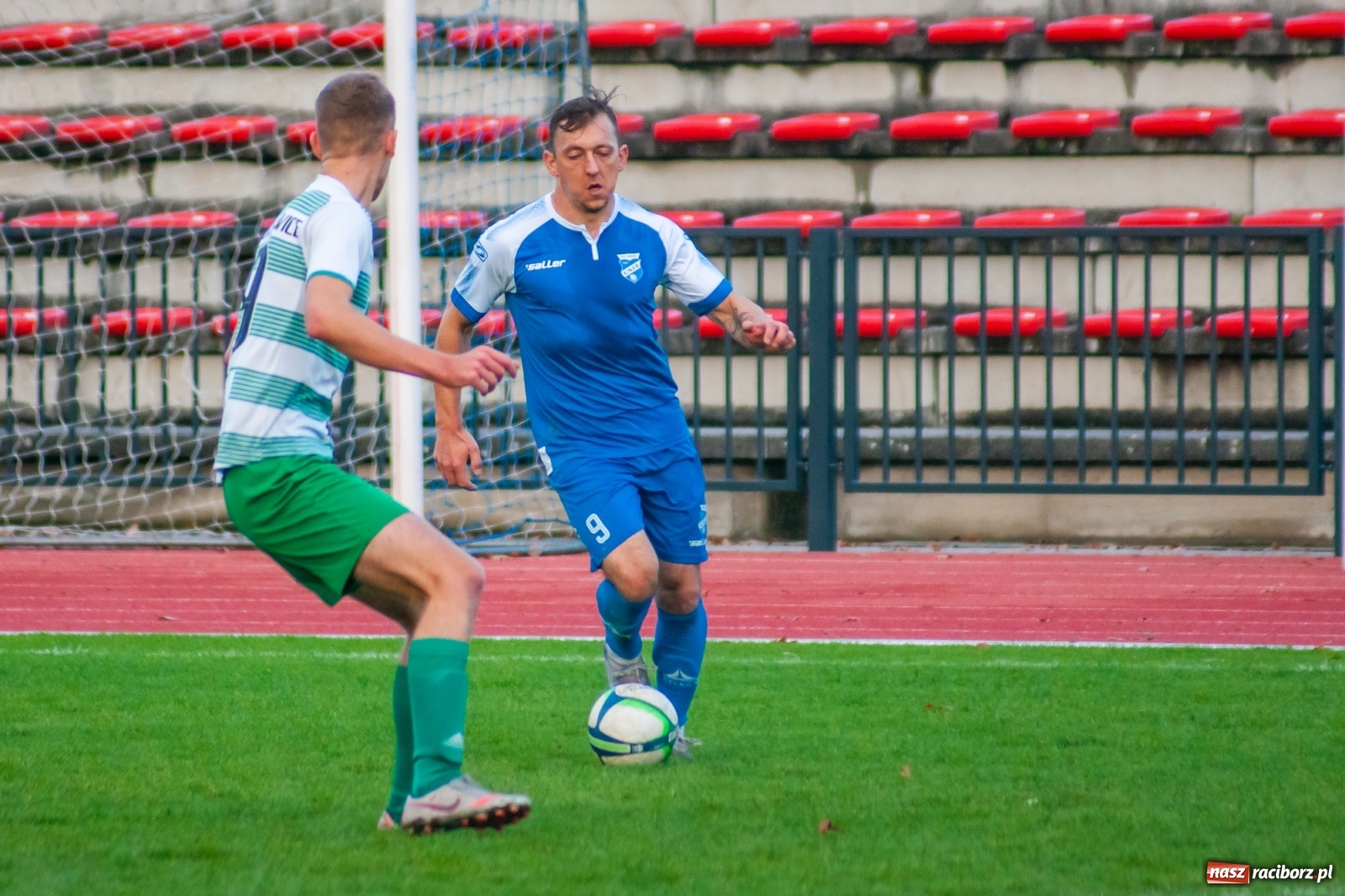 Zdjęcie w galerii na portalu naszraciborz.pl: Kolejna wygrana Unii Racibórz. Gaszowicki Dąb obudził się za późno [FOTO] wiadomości z regionu