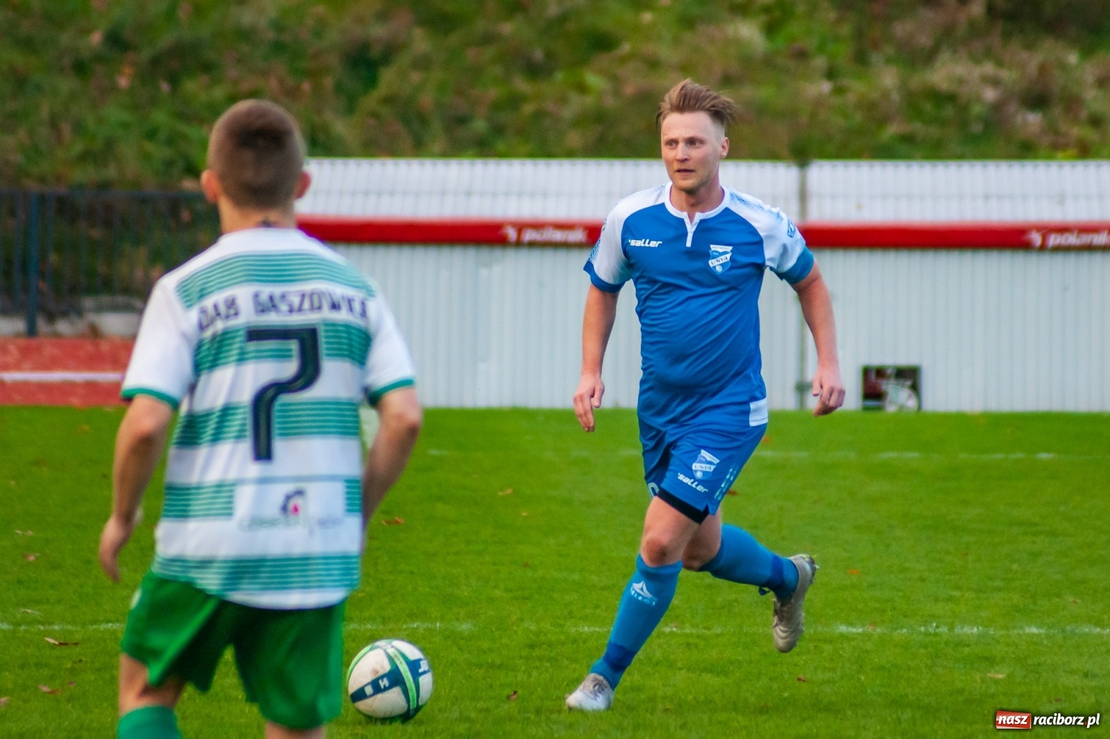 Zdjęcie w galerii na portalu naszraciborz.pl: Kolejna wygrana Unii Racibórz. Gaszowicki Dąb obudził się za późno [FOTO] wiadomości z regionu