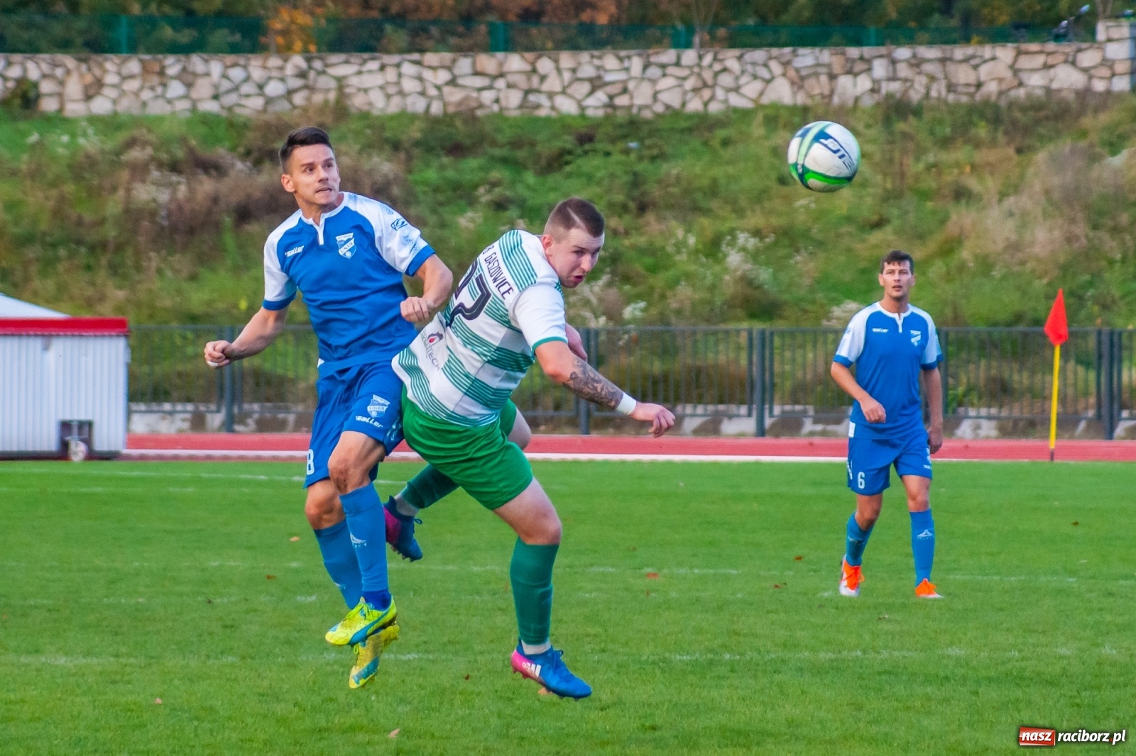 Zdjęcie w galerii na portalu naszraciborz.pl: Kolejna wygrana Unii Racibórz. Gaszowicki Dąb obudził się za późno [FOTO] wiadomości z regionu