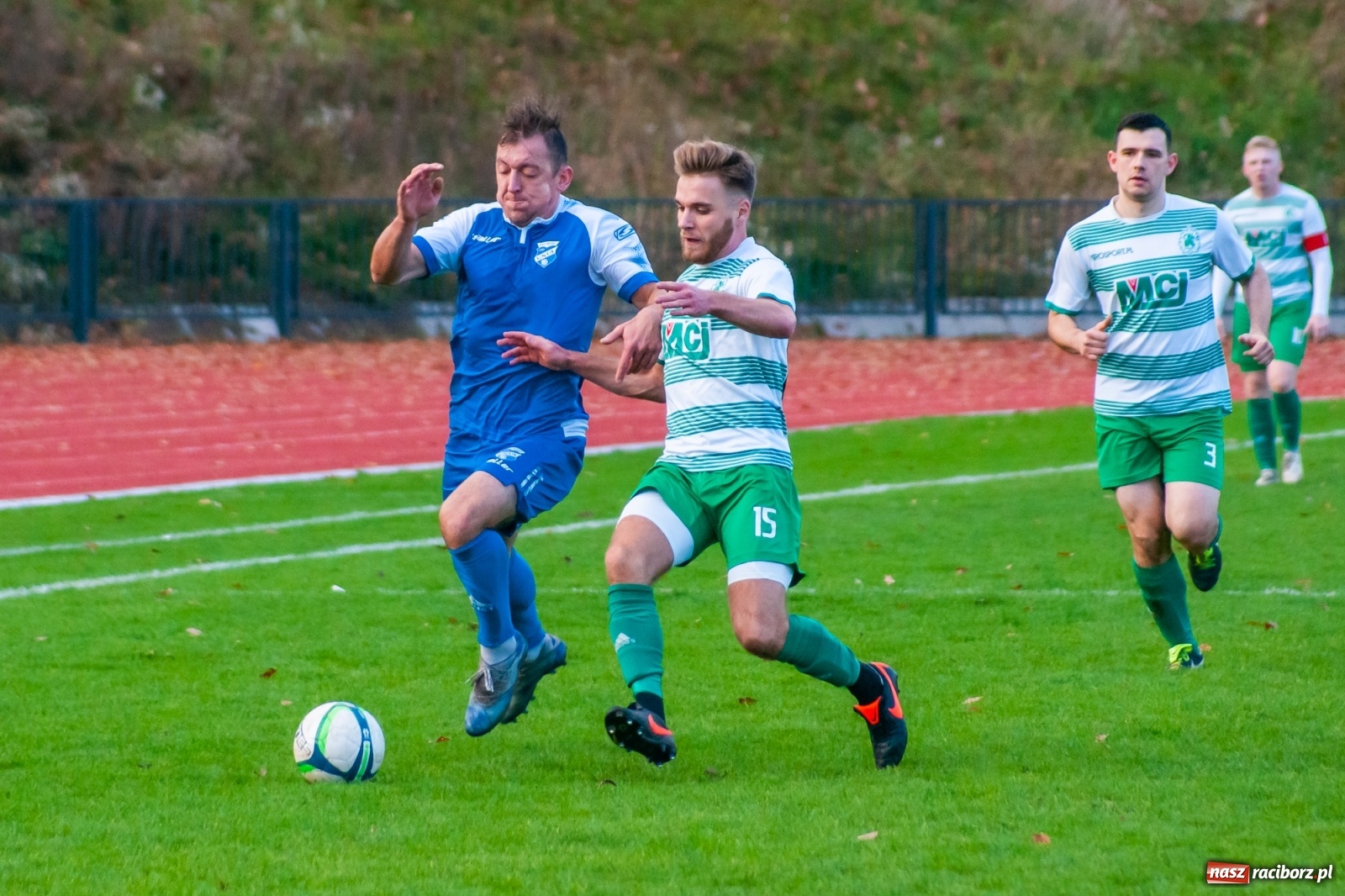 Zdjęcie w galerii na portalu naszraciborz.pl: Kolejna wygrana Unii Racibórz. Gaszowicki Dąb obudził się za późno [FOTO] wiadomości z regionu
