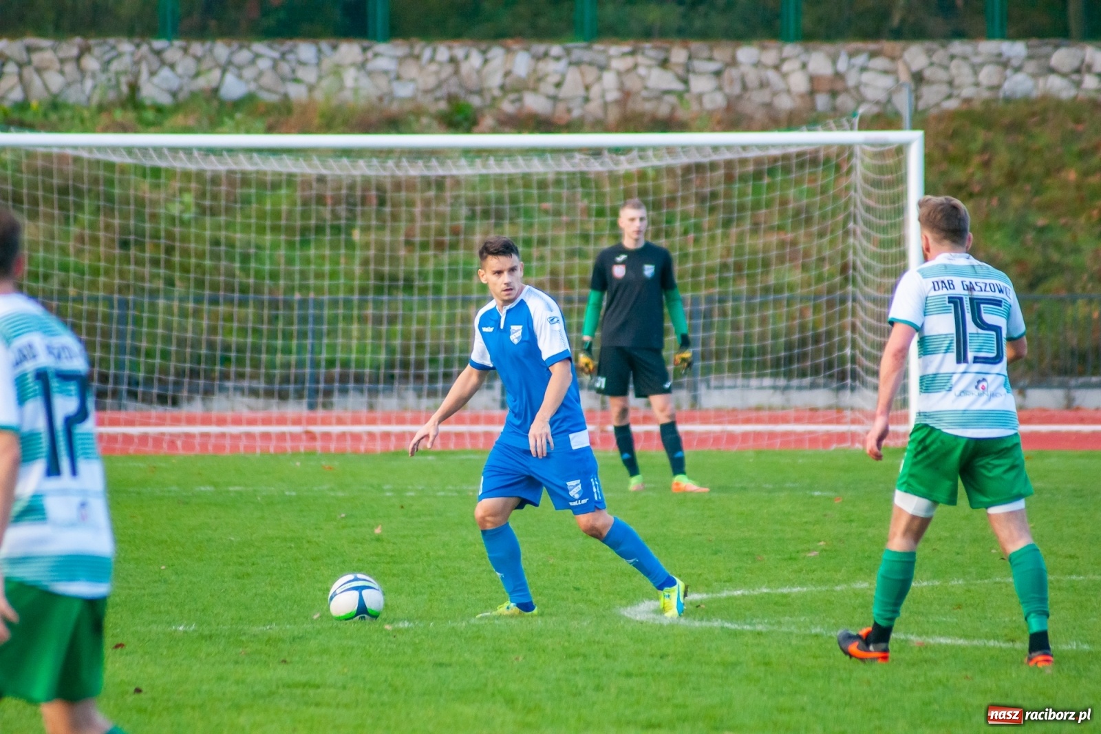 Zdjęcie w galerii na portalu naszraciborz.pl: Kolejna wygrana Unii Racibórz. Gaszowicki Dąb obudził się za późno [FOTO] wiadomości z regionu