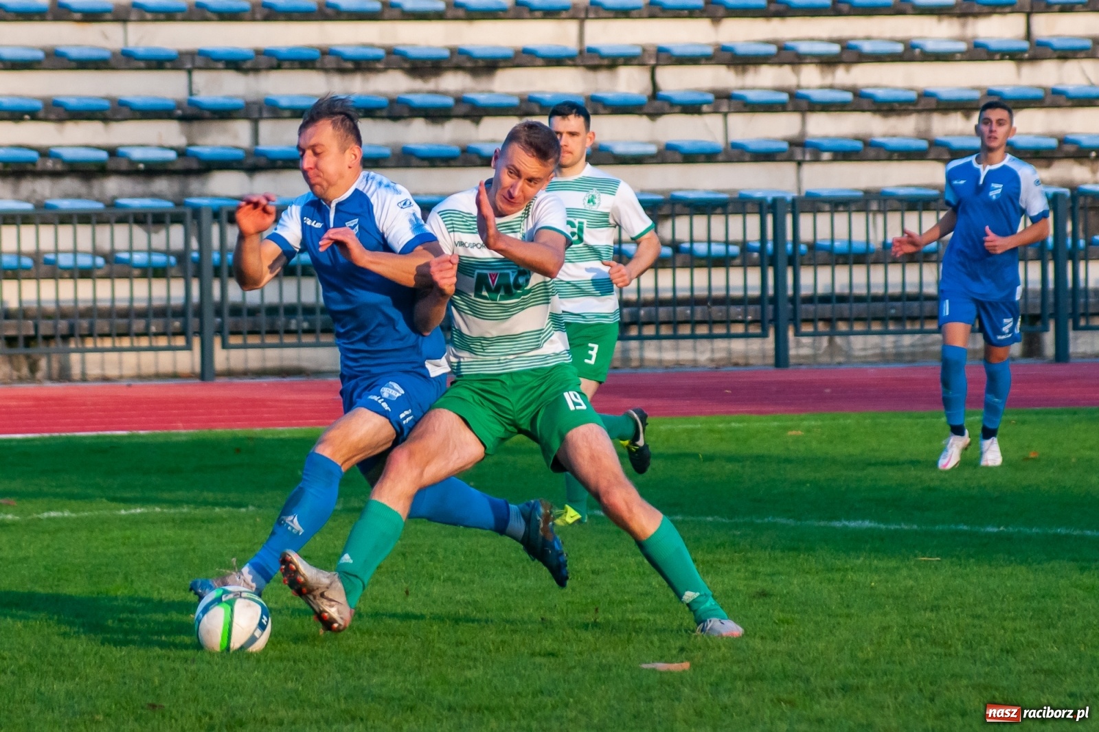 Zdjęcie w galerii na portalu naszraciborz.pl: Kolejna wygrana Unii Racibórz. Gaszowicki Dąb obudził się za późno [FOTO] wiadomości z regionu